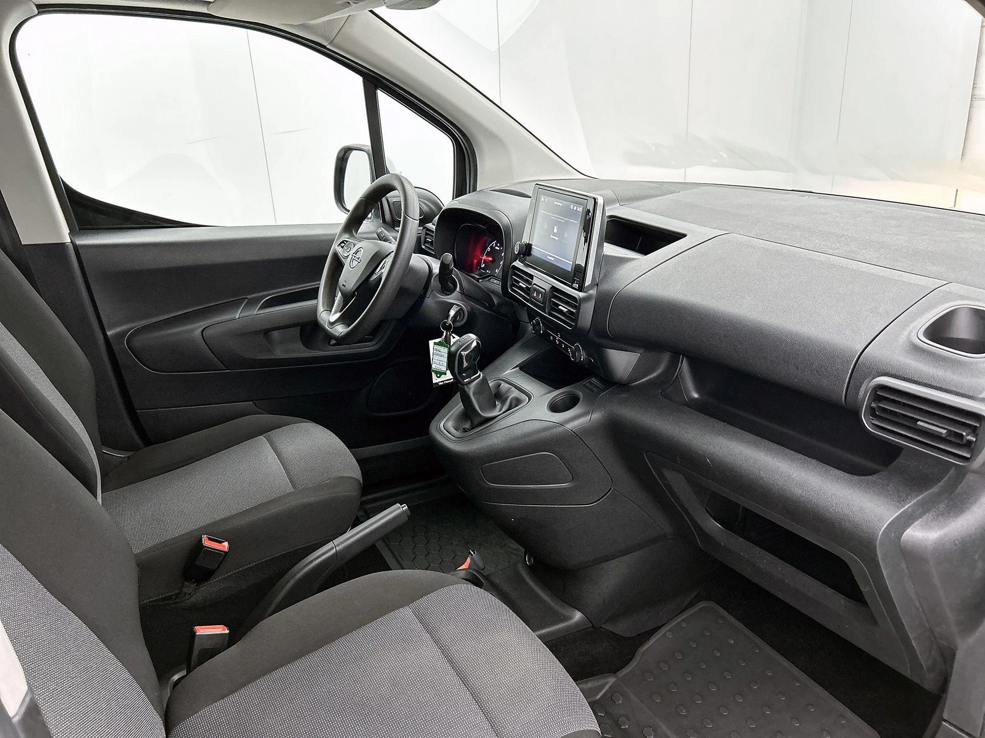 Opel-Combo-image-17