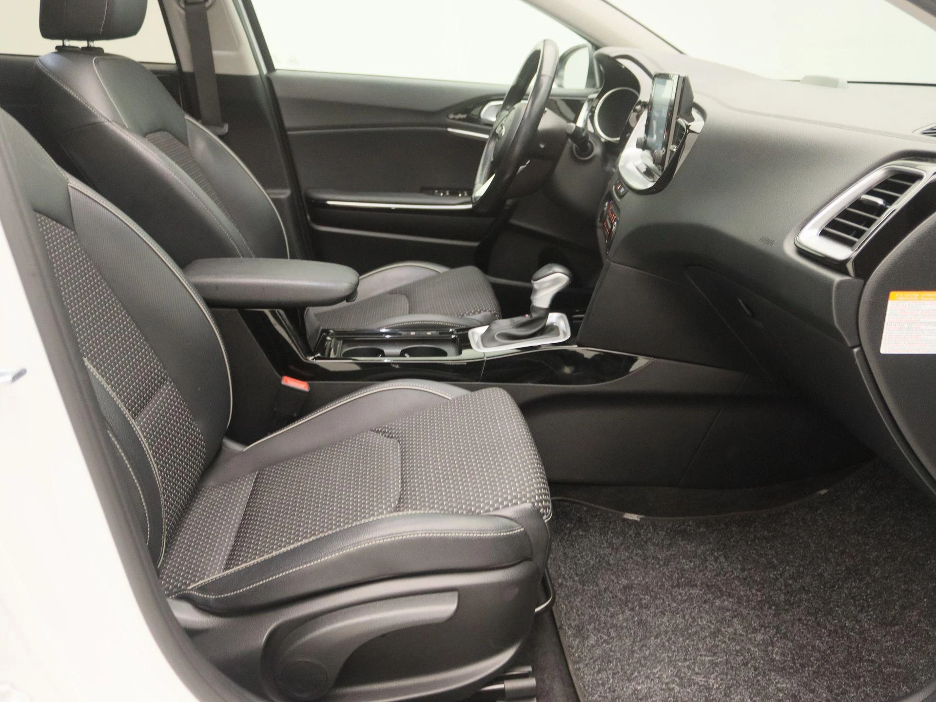 Kia-XCeed-image-24
