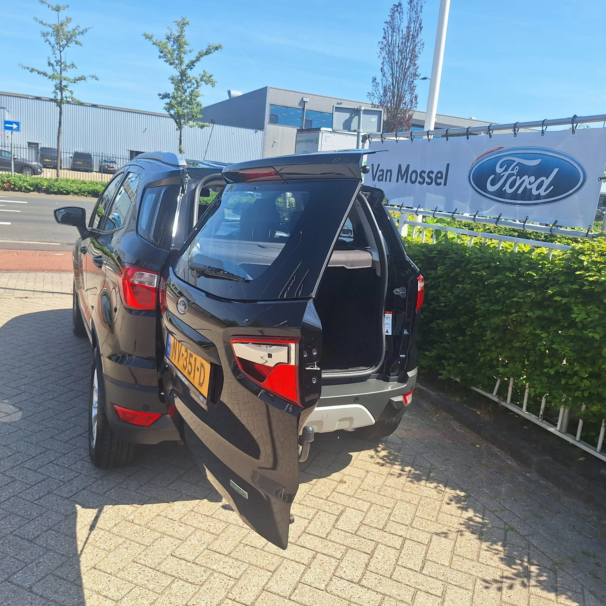 Ford-EcoSport-image-30