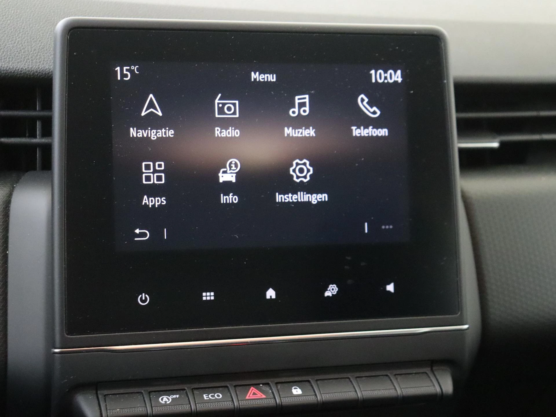 Renault-Clio-image-16