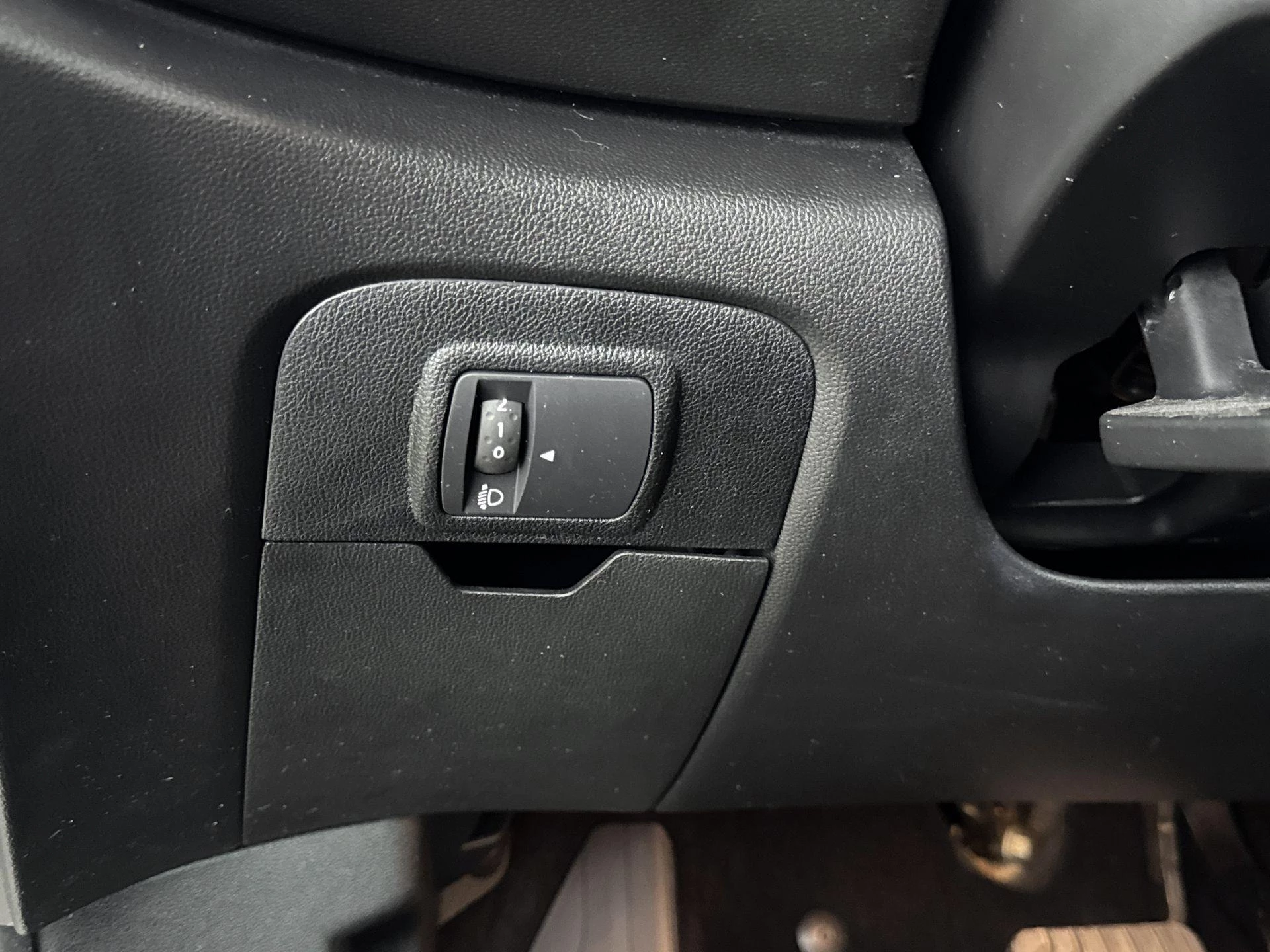 Renault-Grand Scénic-image-21