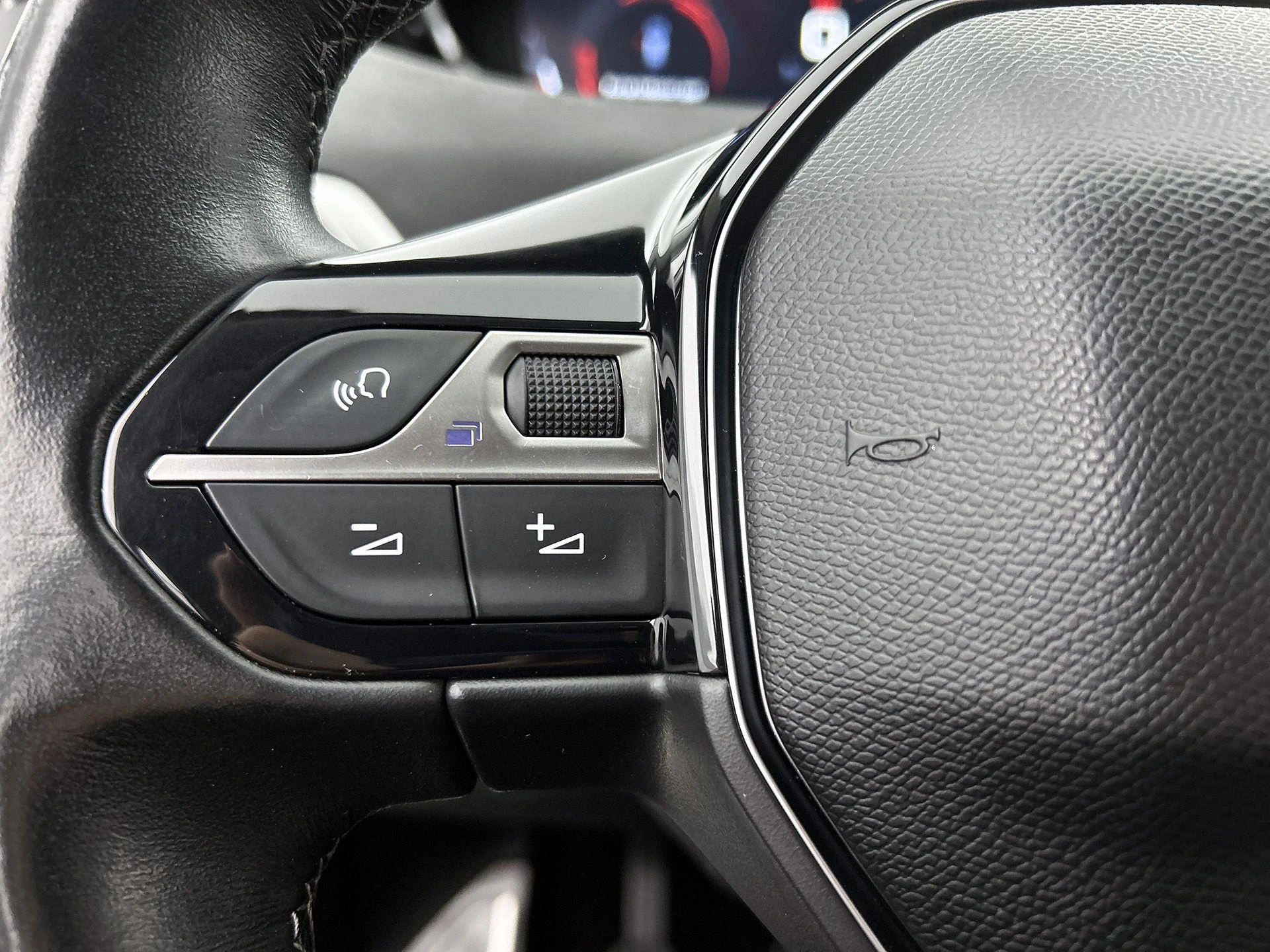 Peugeot-5008-image-44