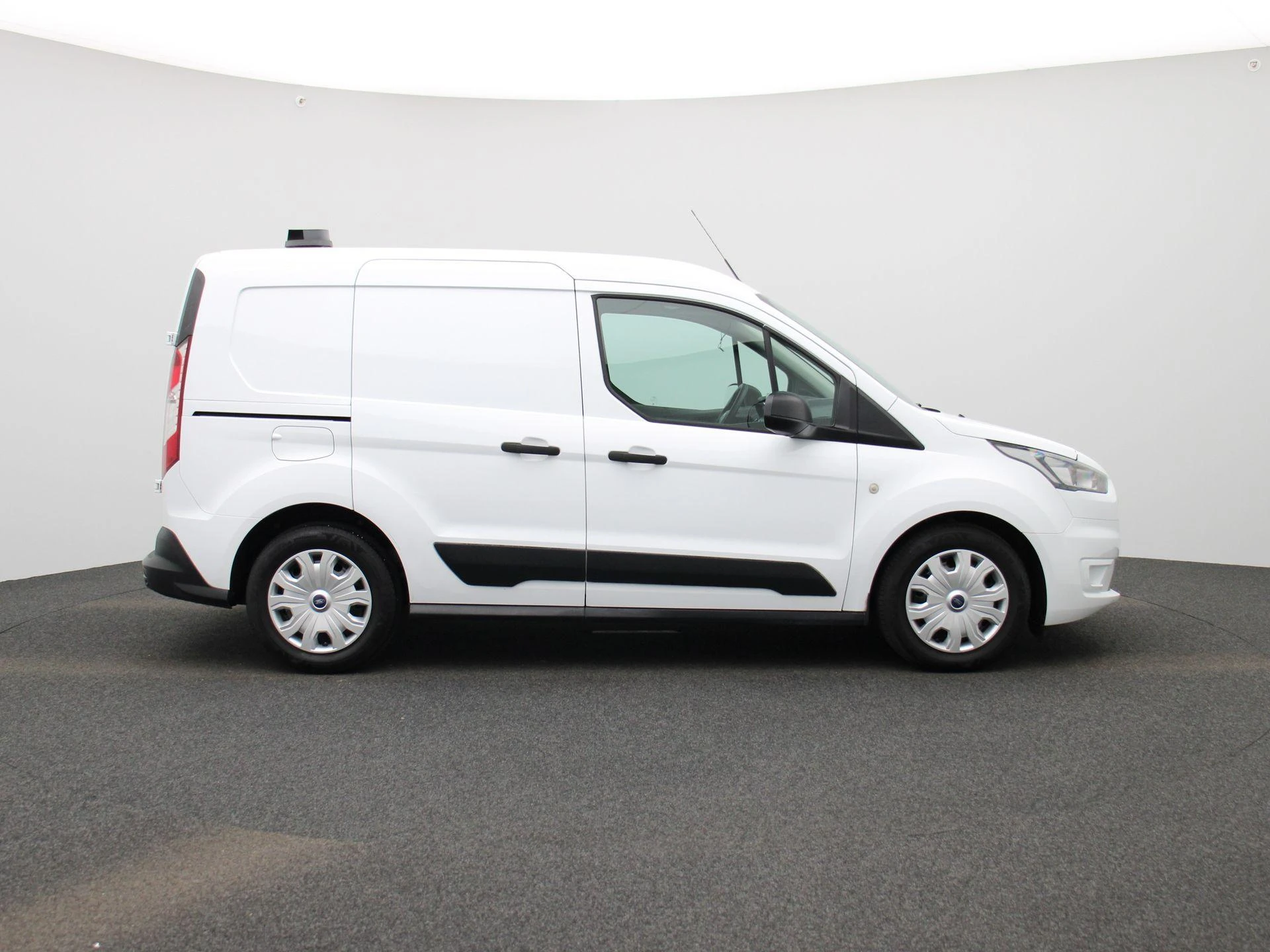 Ford-Transit Connect-image-5