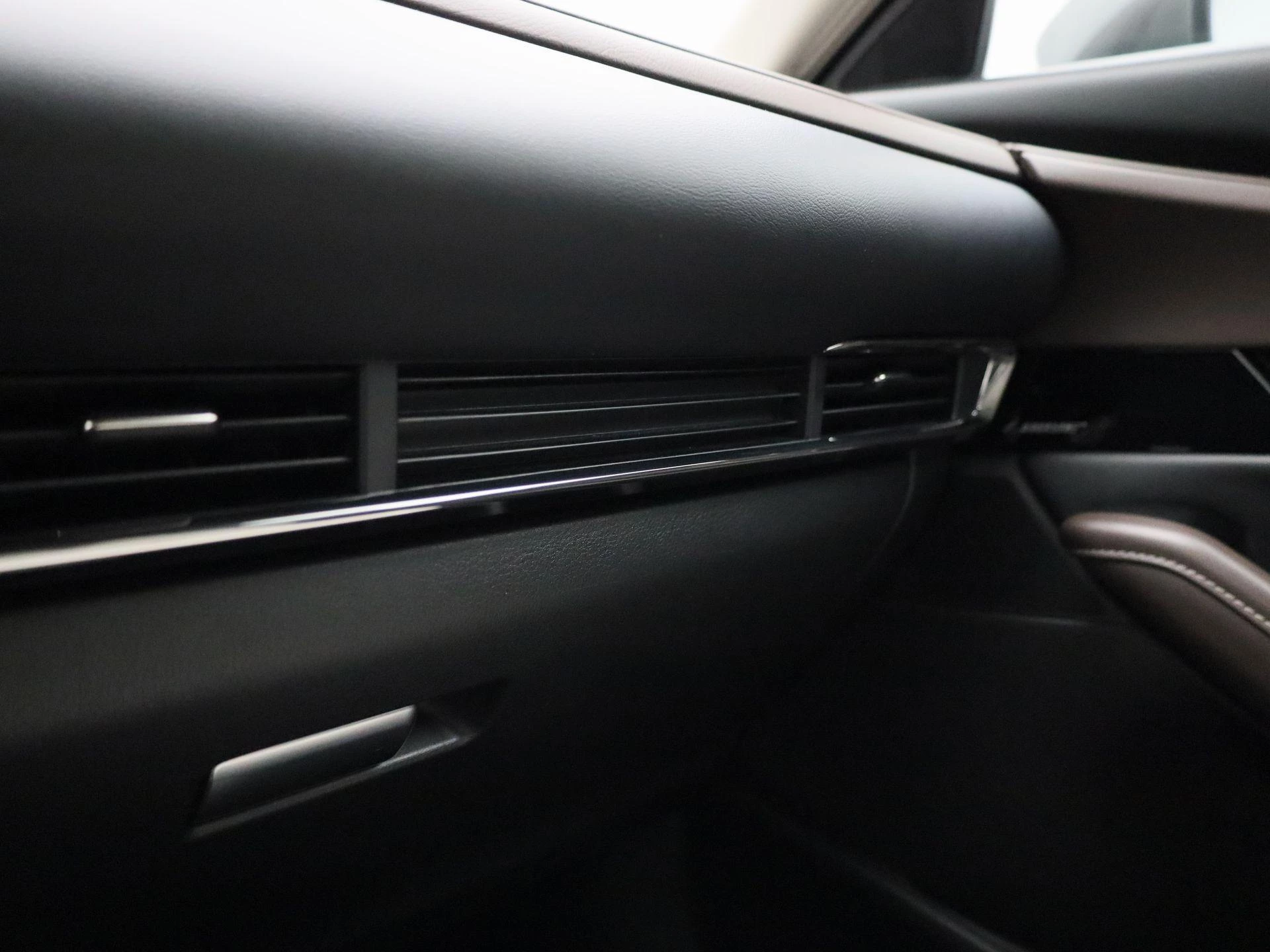 Mazda CX-30 2.0 e-SkyActiv-X M Hybrid Luxury