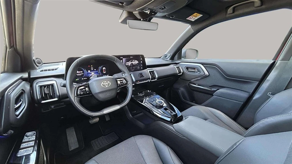 Toyota-Urban Cruiser-image-12