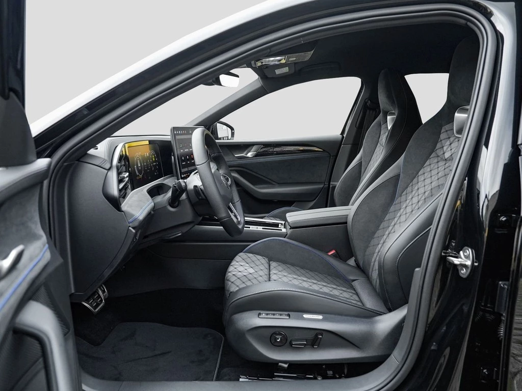 Volkswagen Passat 2,0 l TDI DSG R-line VAL