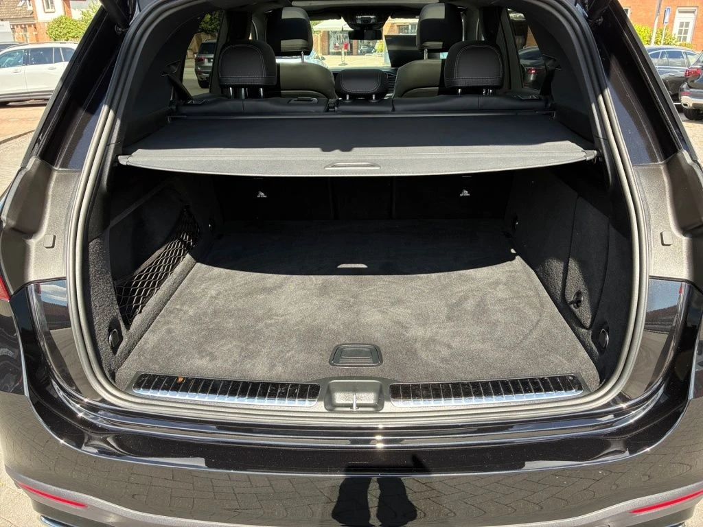 Mercedes-Benz-GLE 450 d-image-13