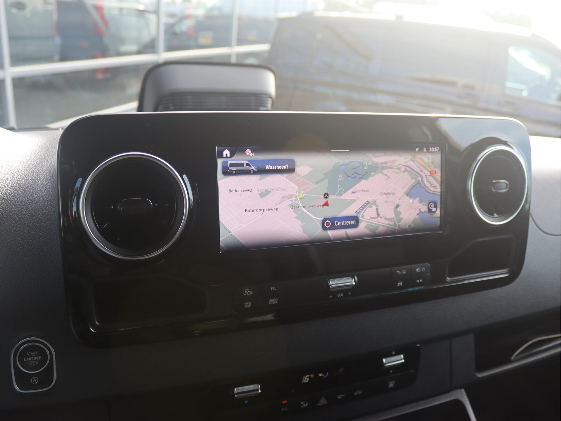 Mercedes-Benz-Sprinter-image-10