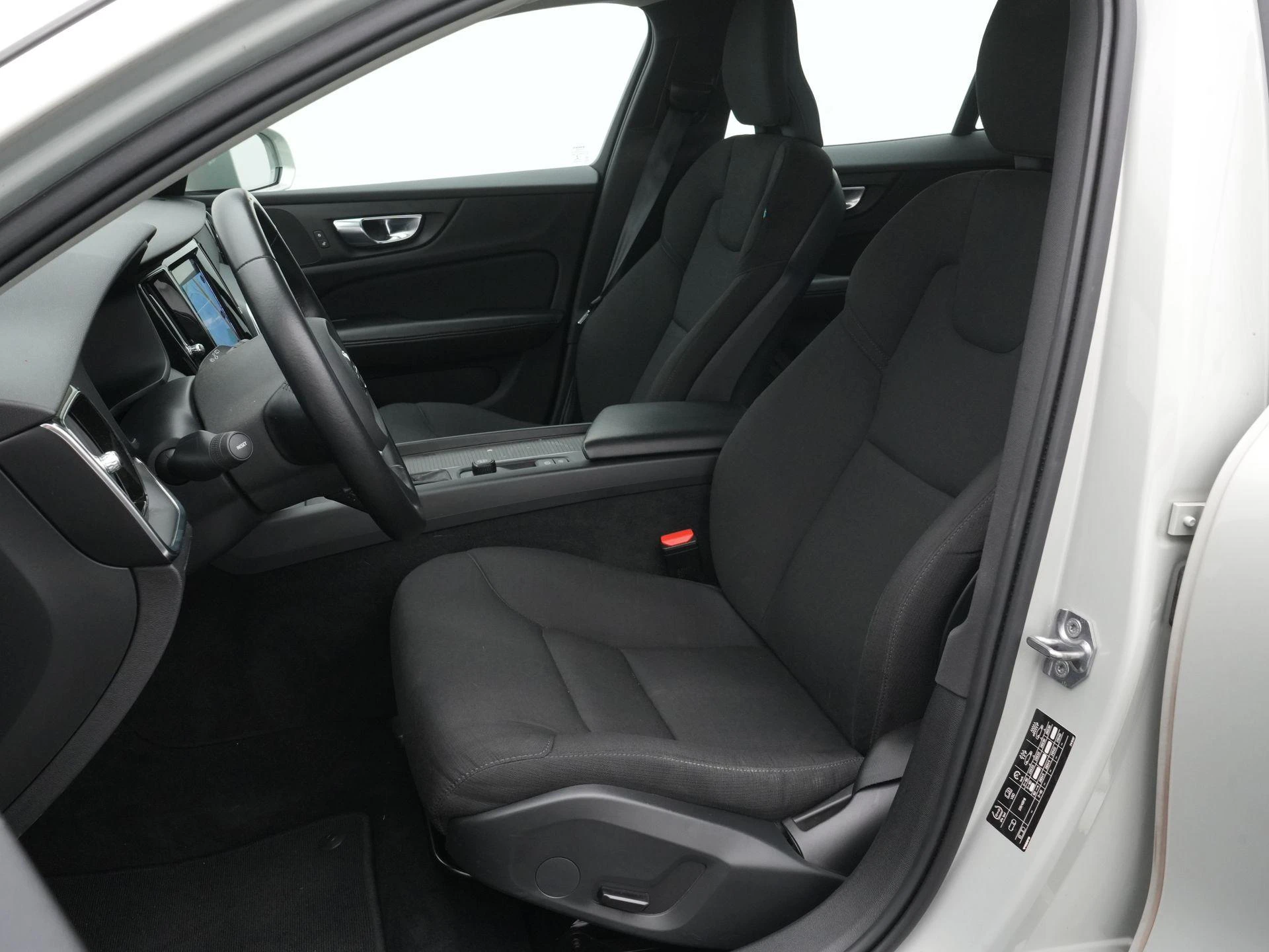 Volvo-V60-image-8