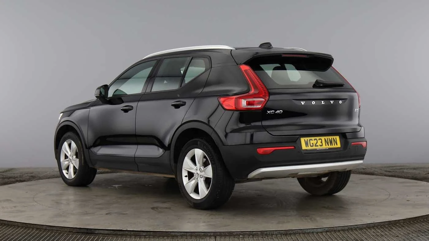 Volvo-XC40-image-2