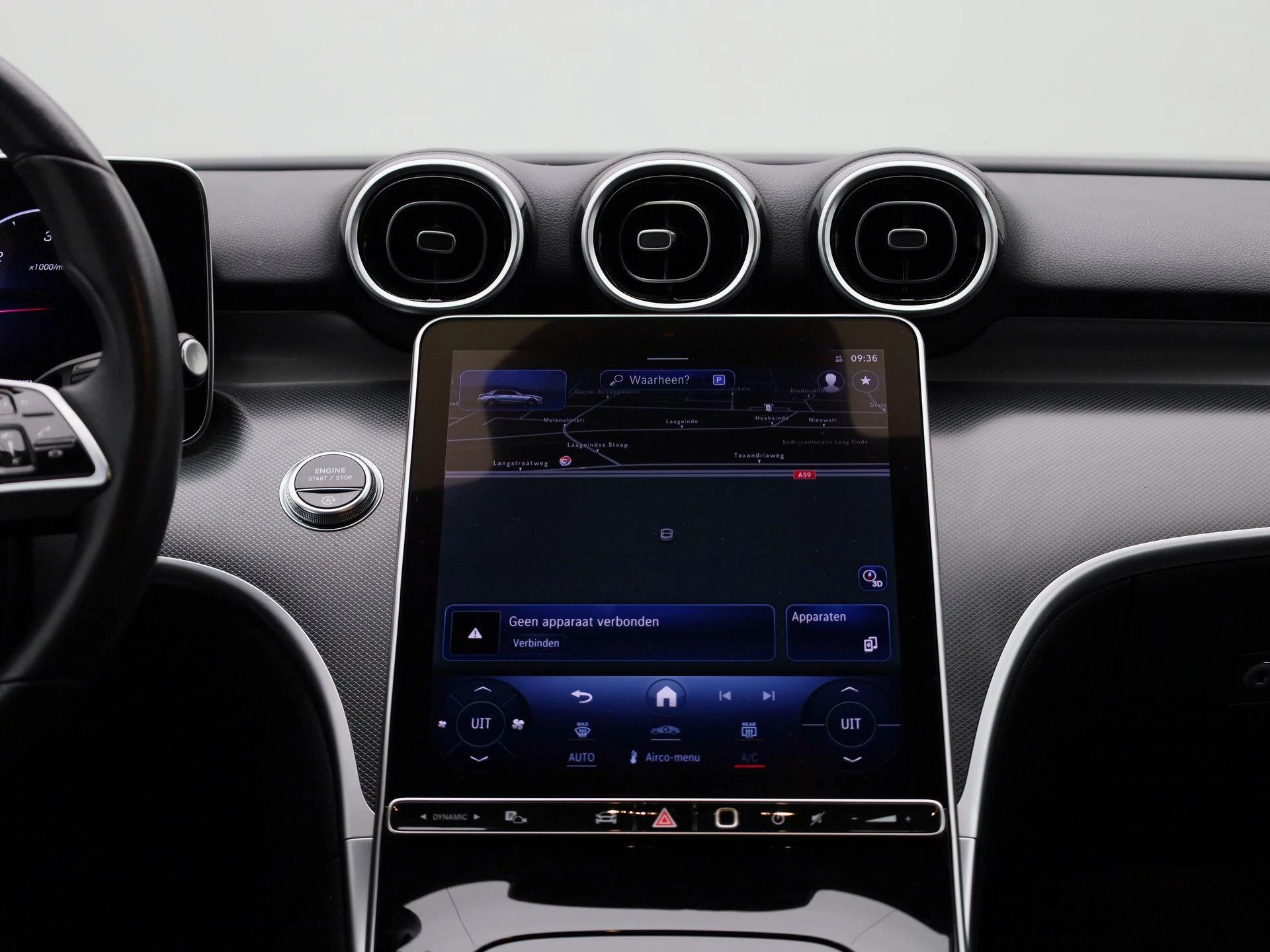 Mercedes-Benz-C-Klasse-image-7