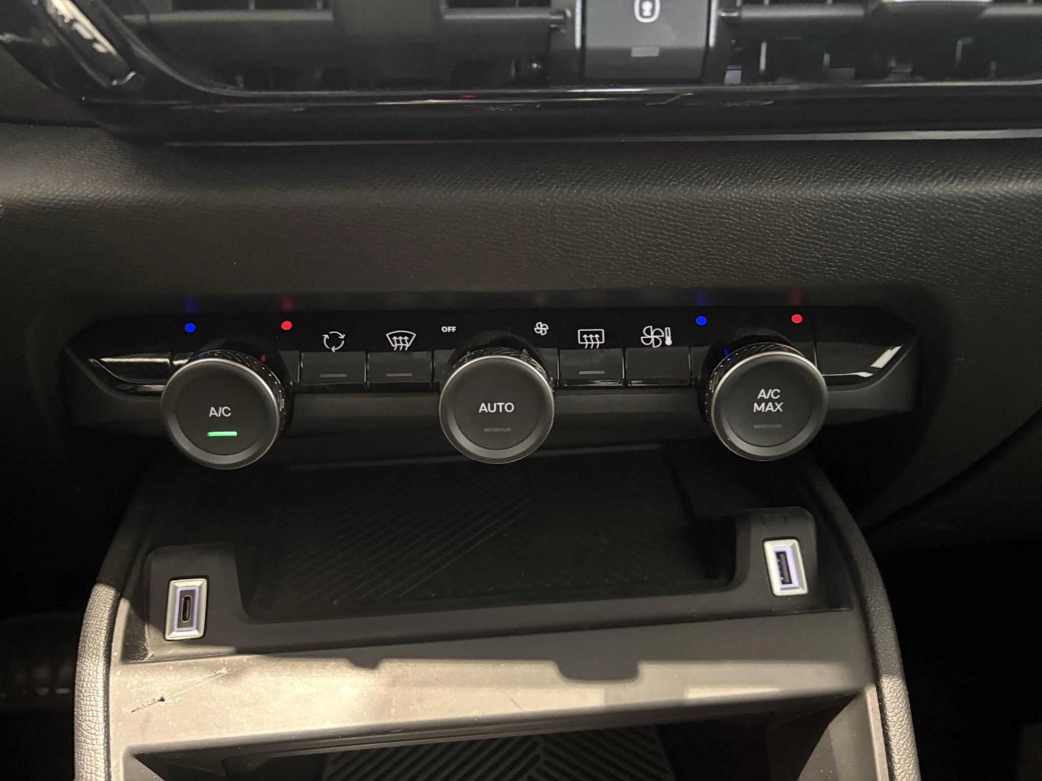 Citroën-ë-C4-image-23