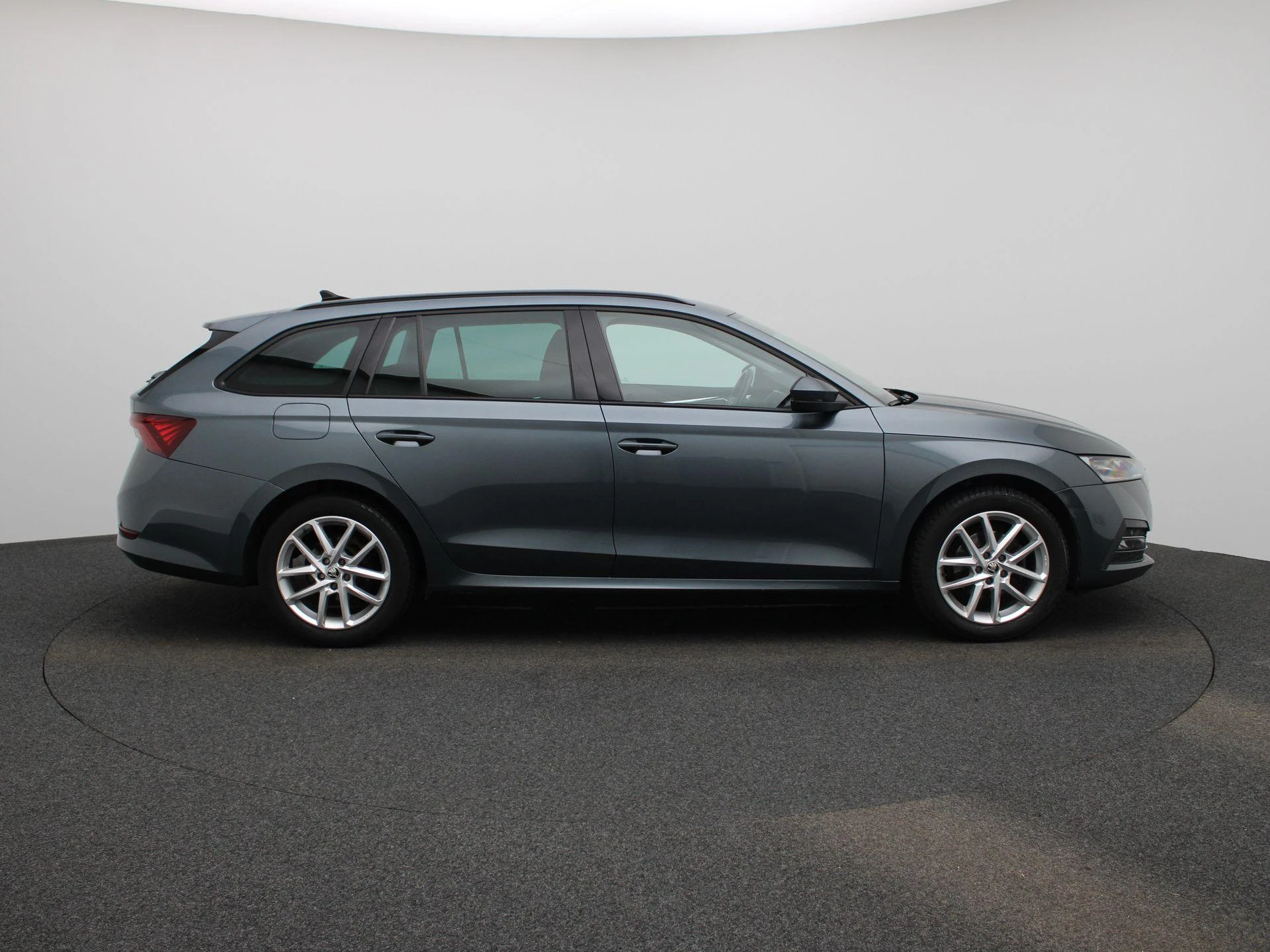Škoda-Octavia-image-5
