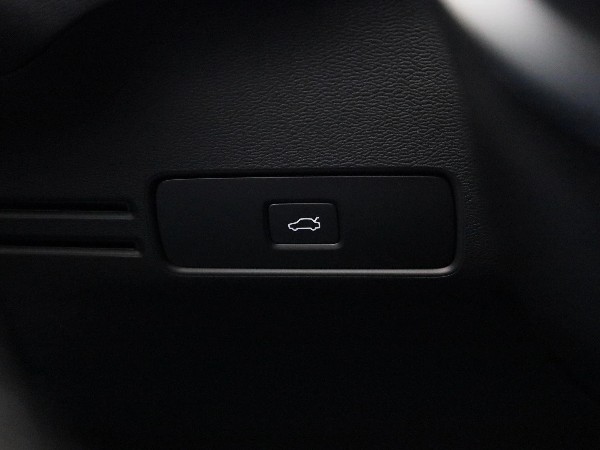 Volvo-XC40-image-24