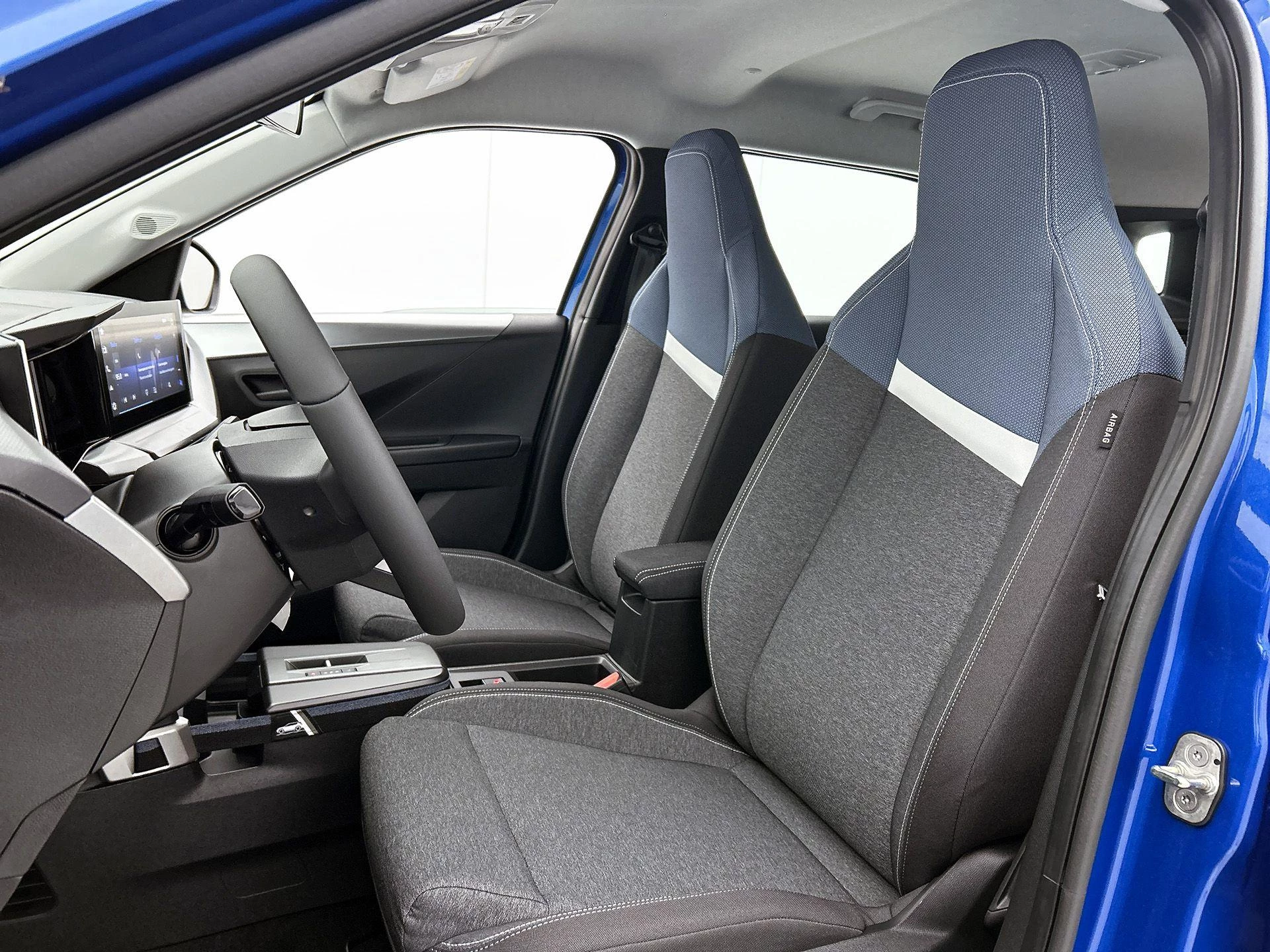 Opel-Frontera-image-32