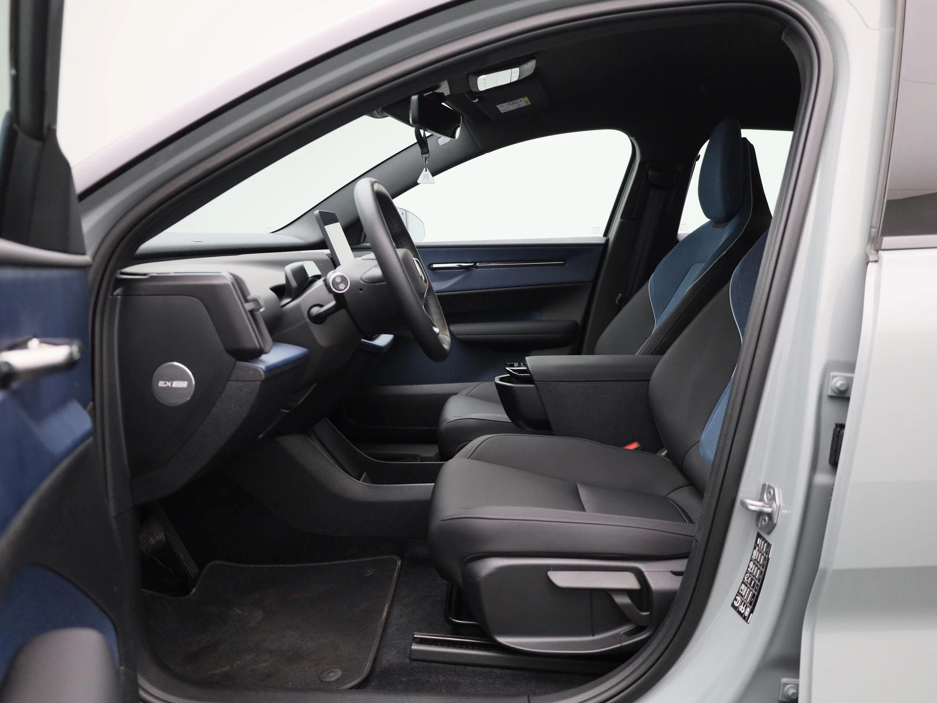Volvo EX30 Single Motor Extended Range Plus