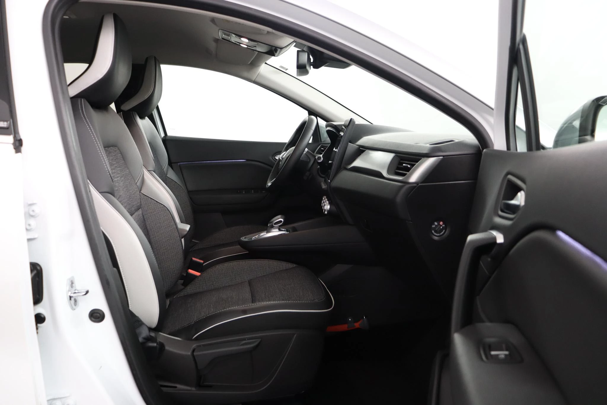 Renault-Captur-image-17