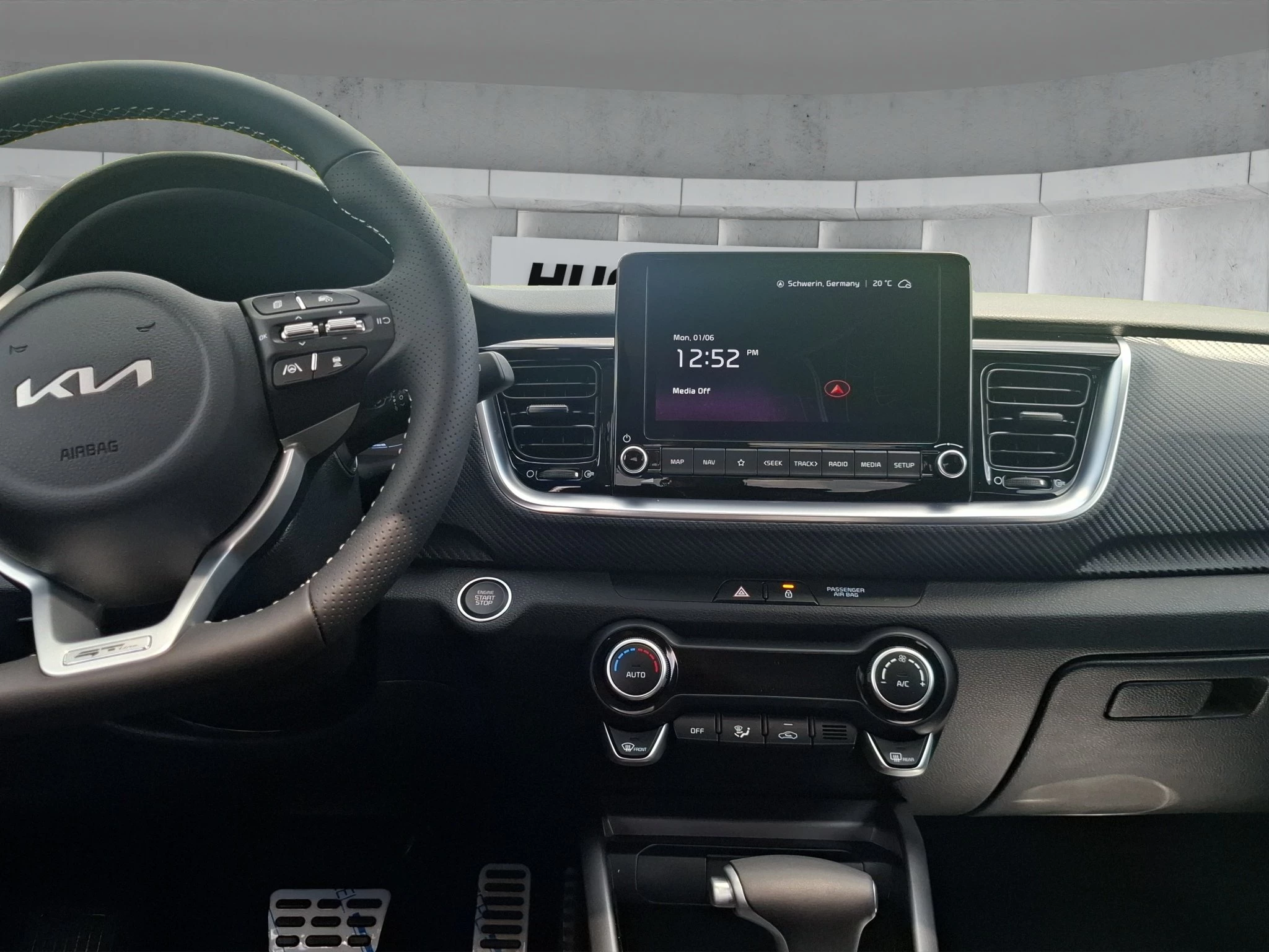Kia Stonic GT-Line 100 PS 48V Autom. Spirit ACC LED RFK PDC SHZ LEDER *SALE*