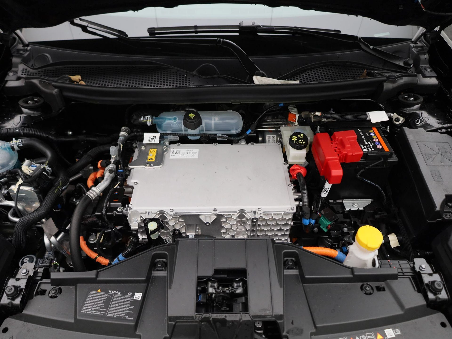 Renault-5-image-45