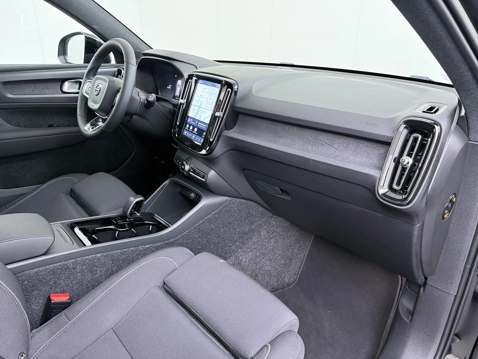 Volvo-XC40-image-33