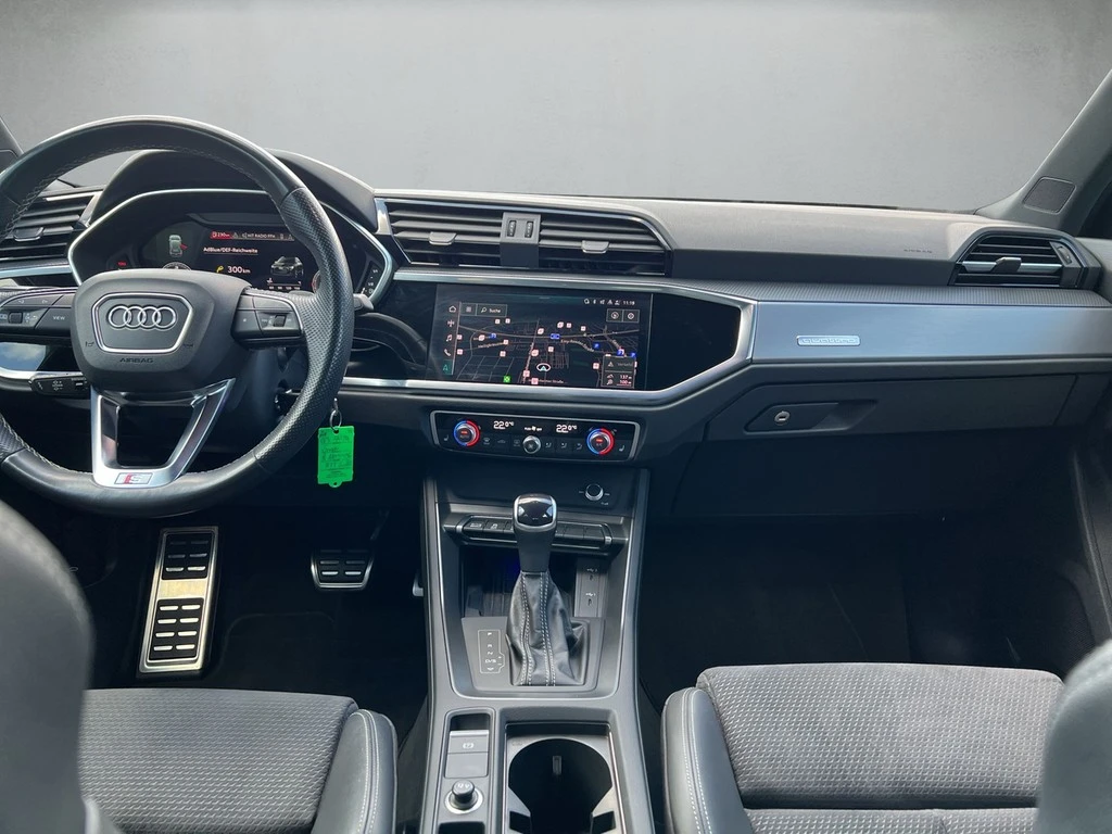 Audi Q3 S line 40 TDI quattro S tronic *Navi*AHK*