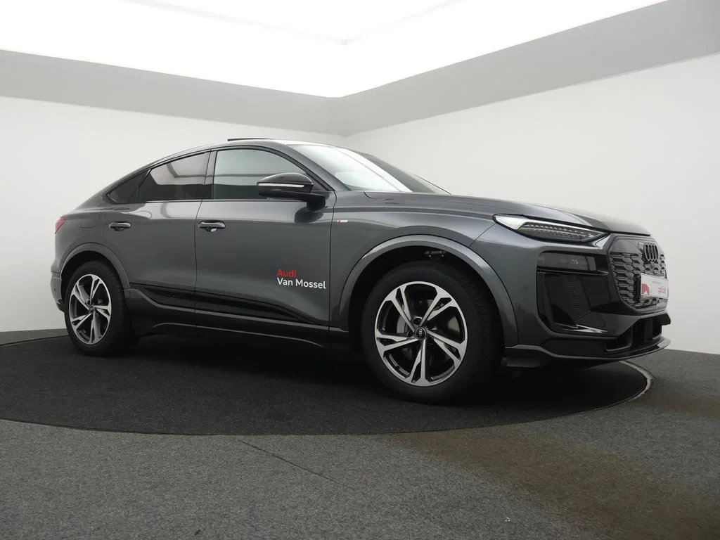 Audi-Q6 e-tron-image-22