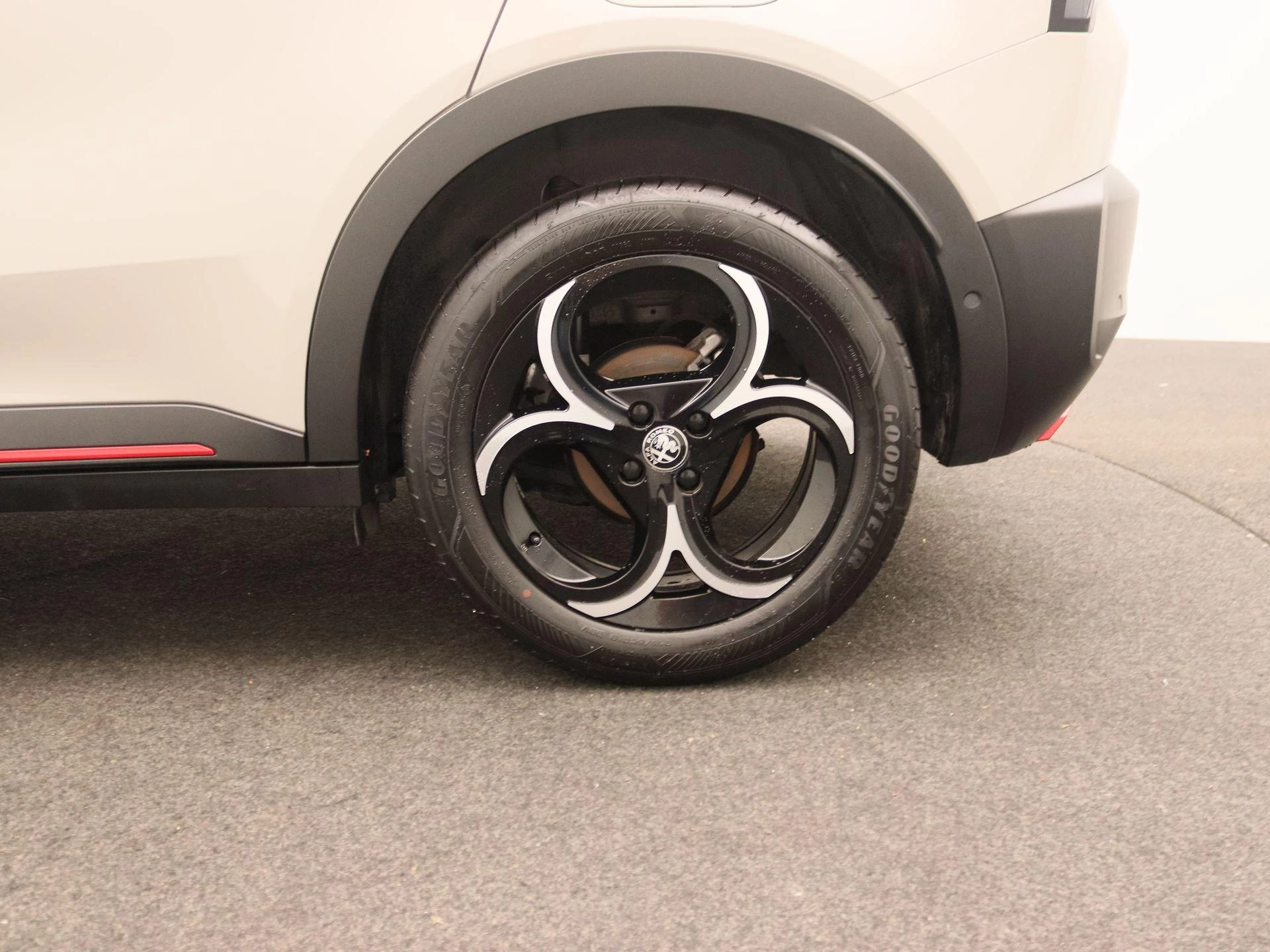 Alfa Romeo-Junior-image-14