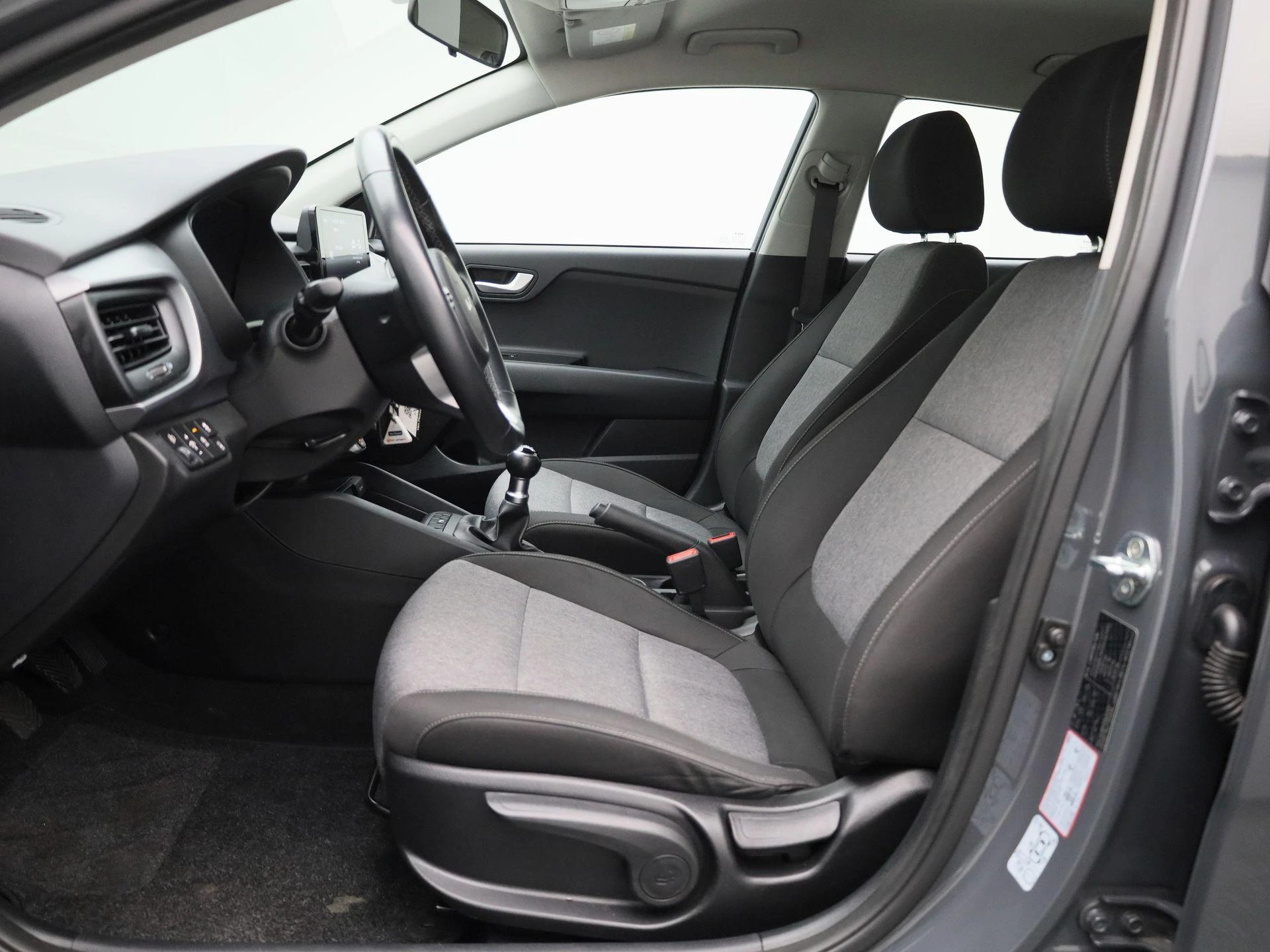 Kia-Stonic-image-9