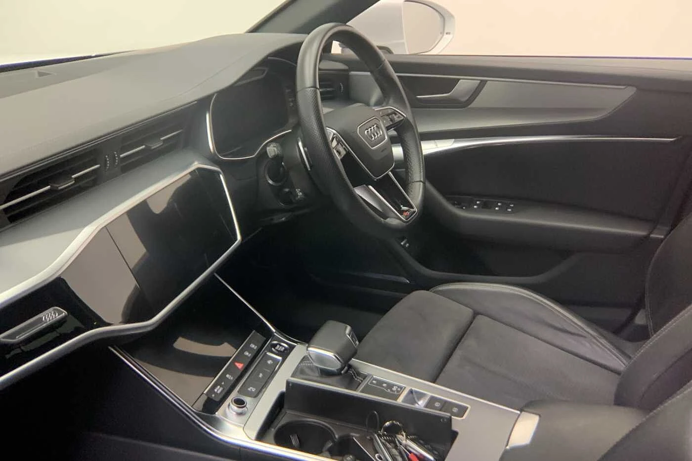 Audi-A6-image-1