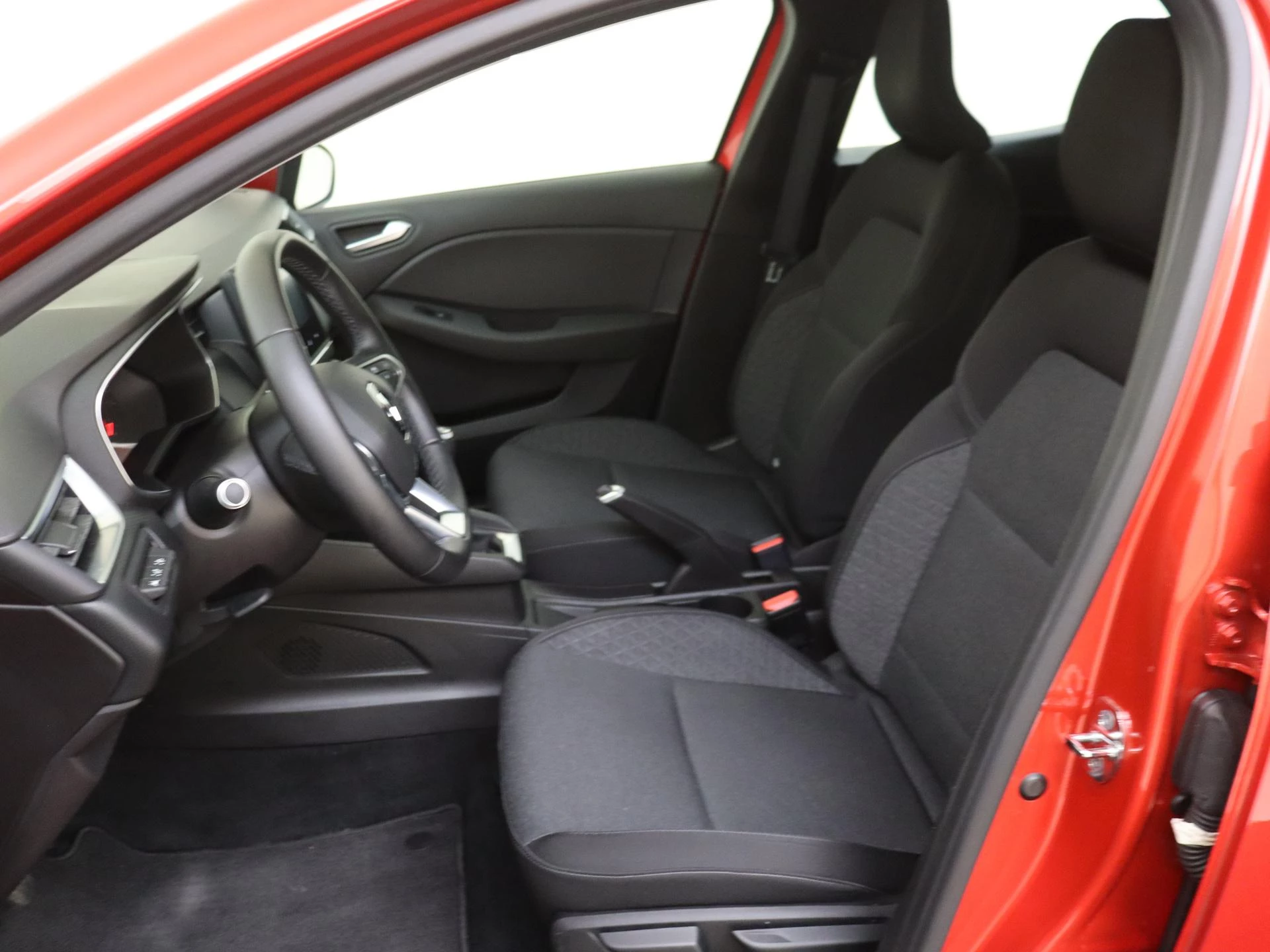 Renault-Clio-image-10