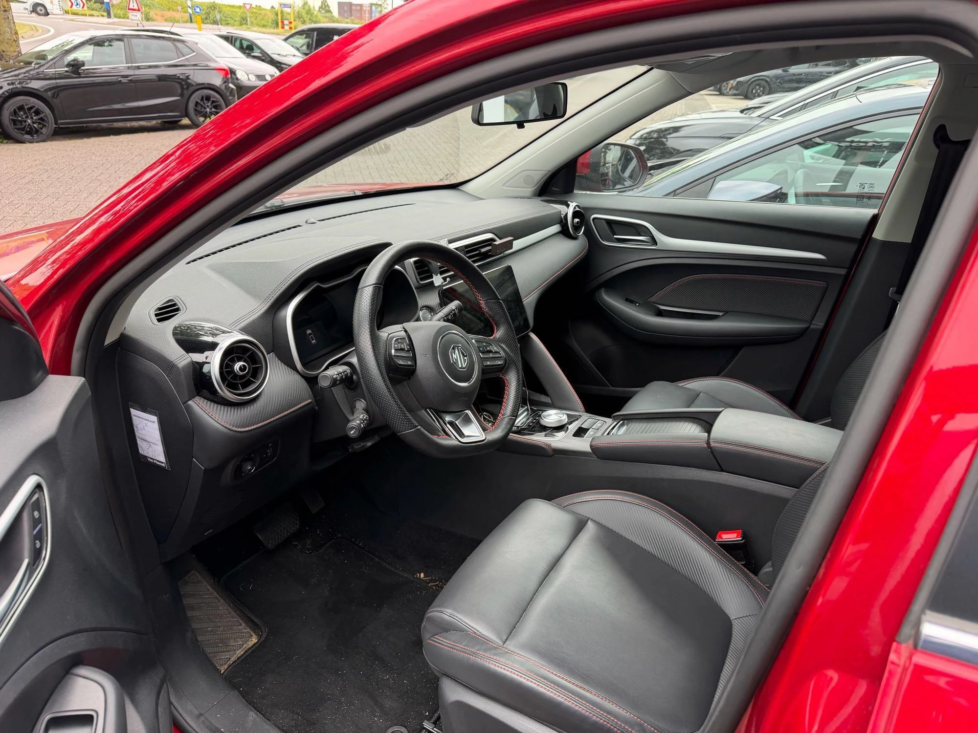 MG-ZS EV-image-5