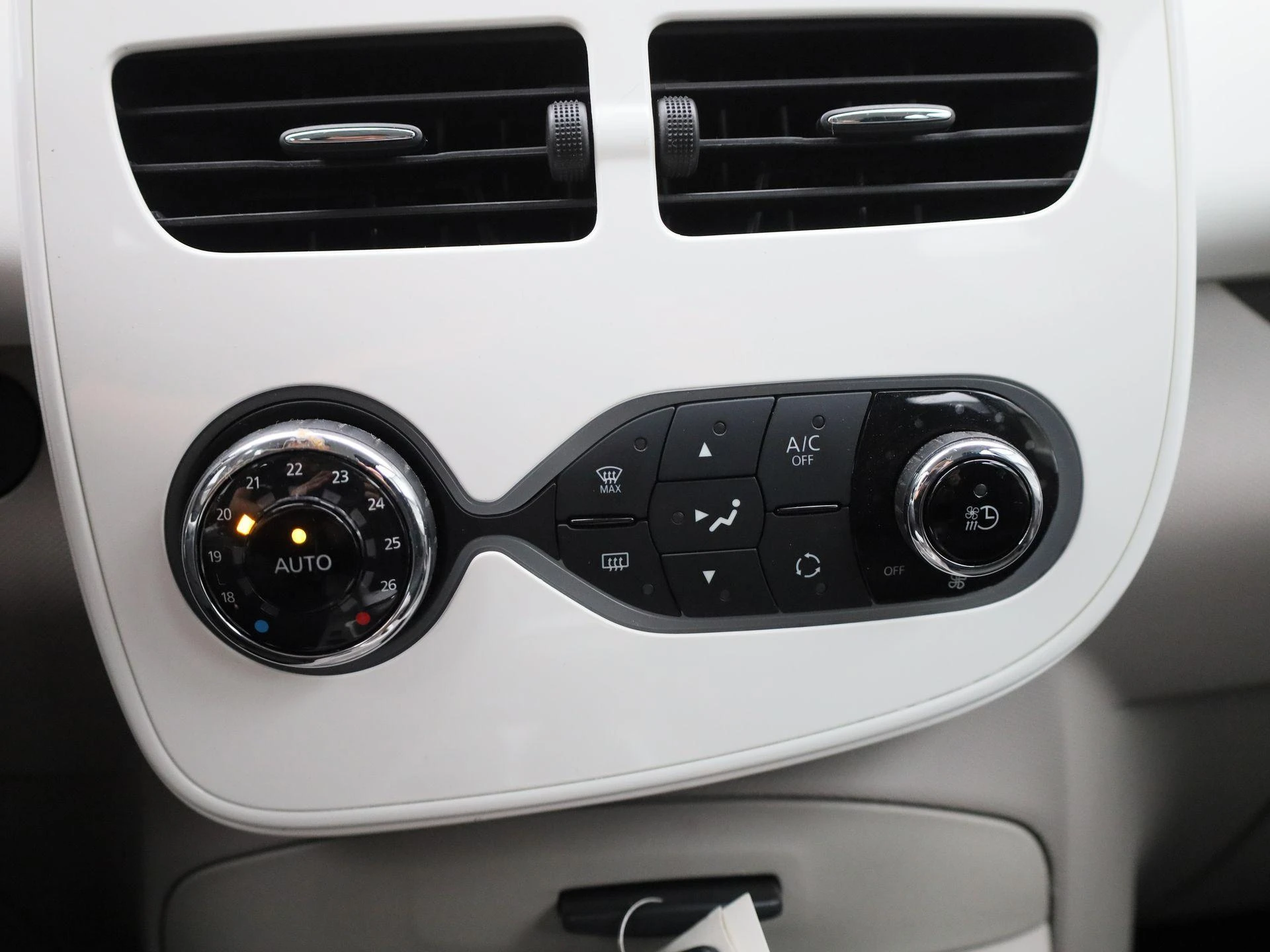 Renault-ZOE-image-16