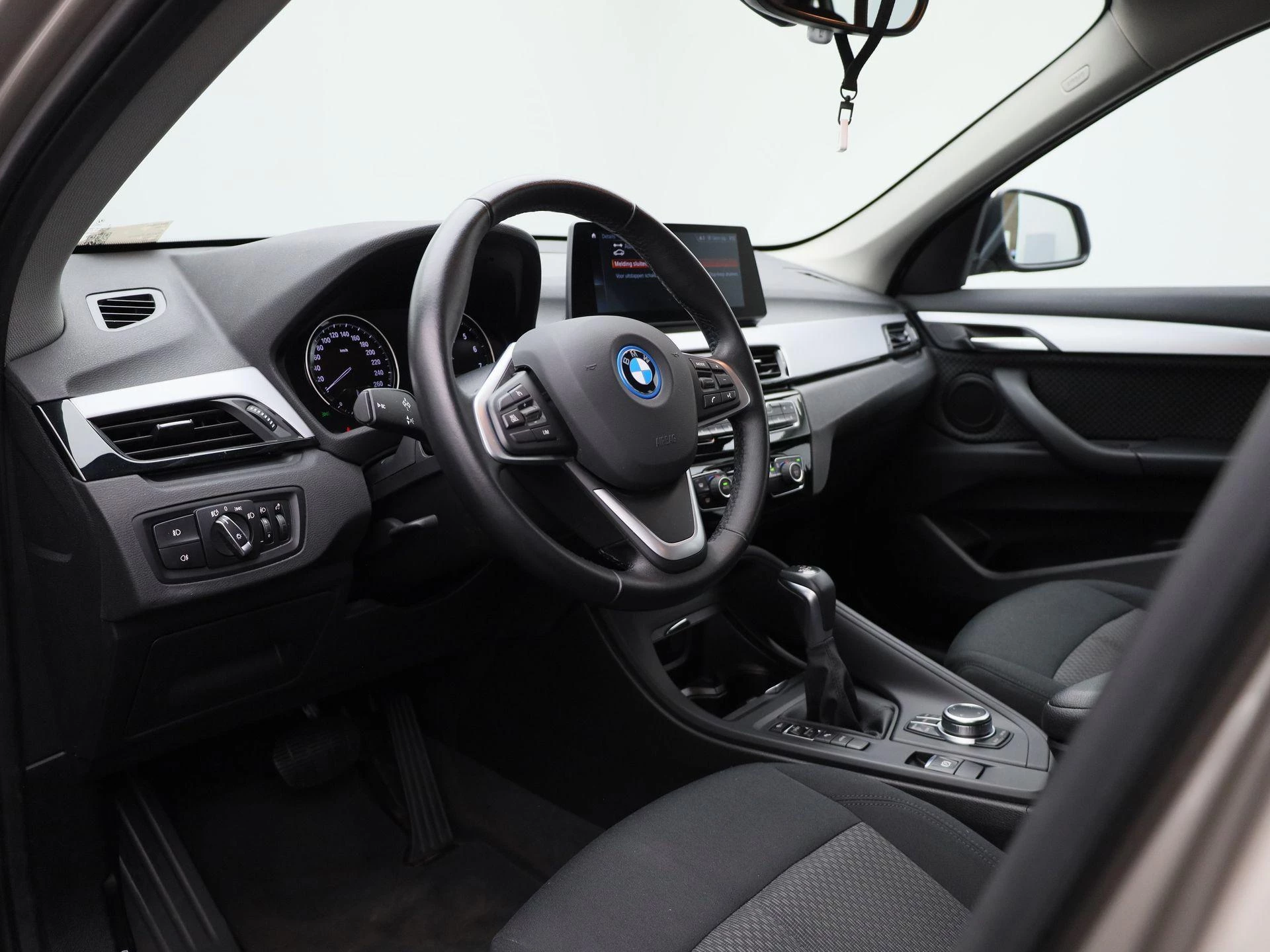 BMW-X1-image-28