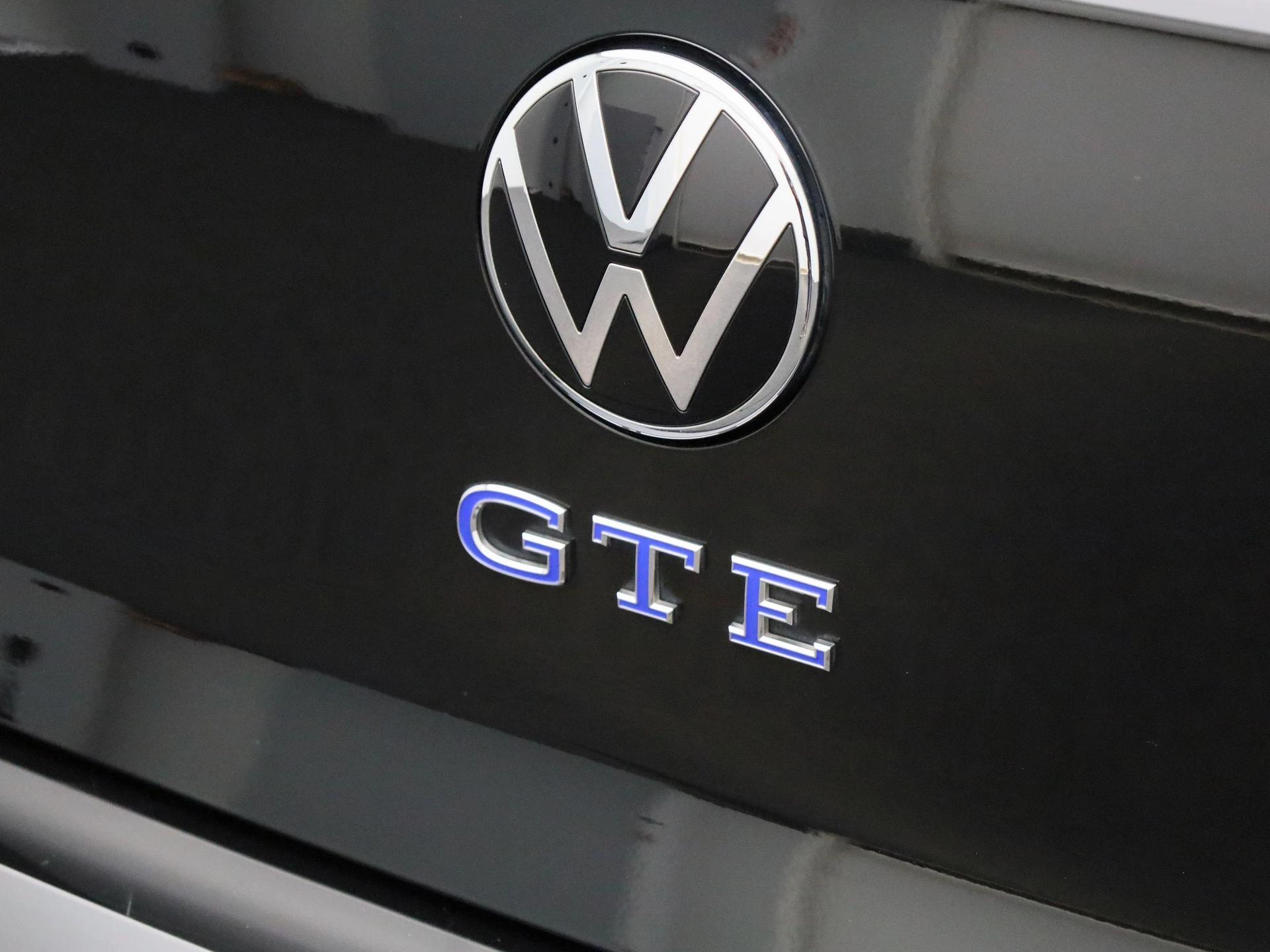 Volkswagen-Golf-image-50