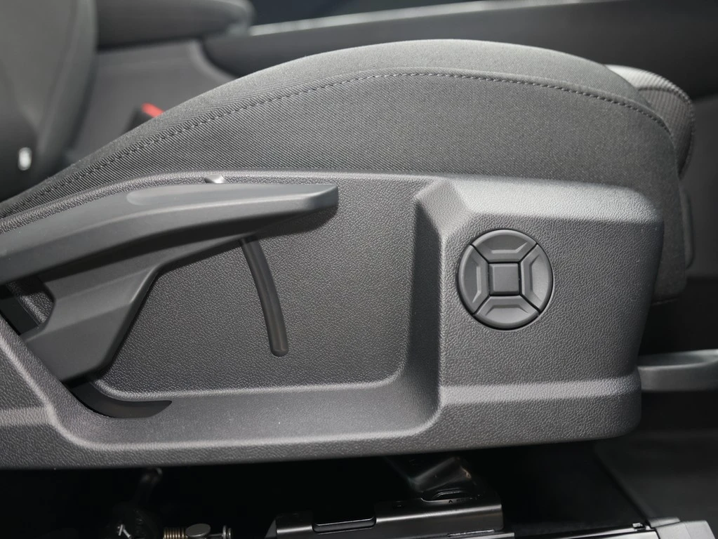 Audi-Q3-image-11