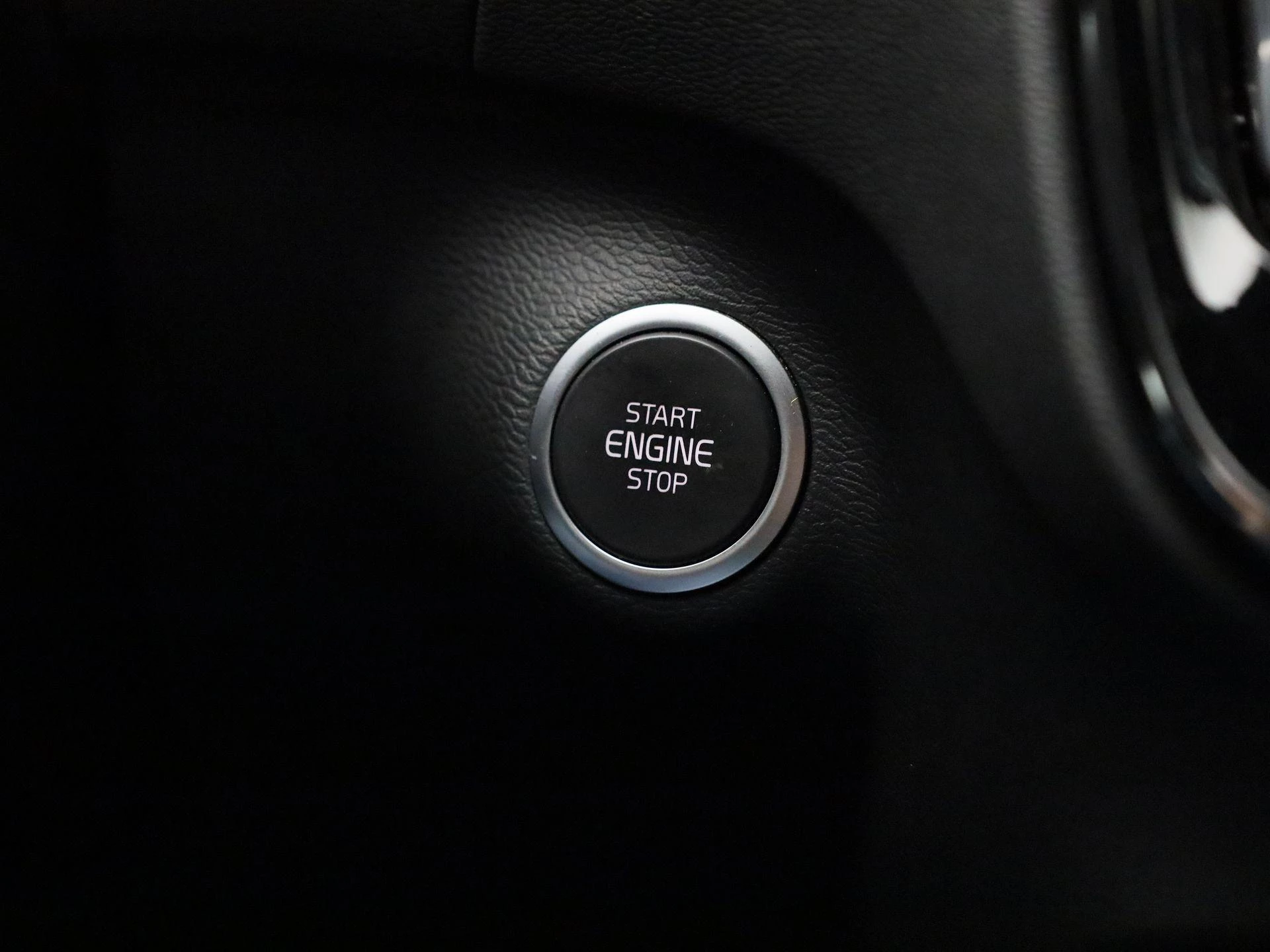 Volvo-XC40-image-19
