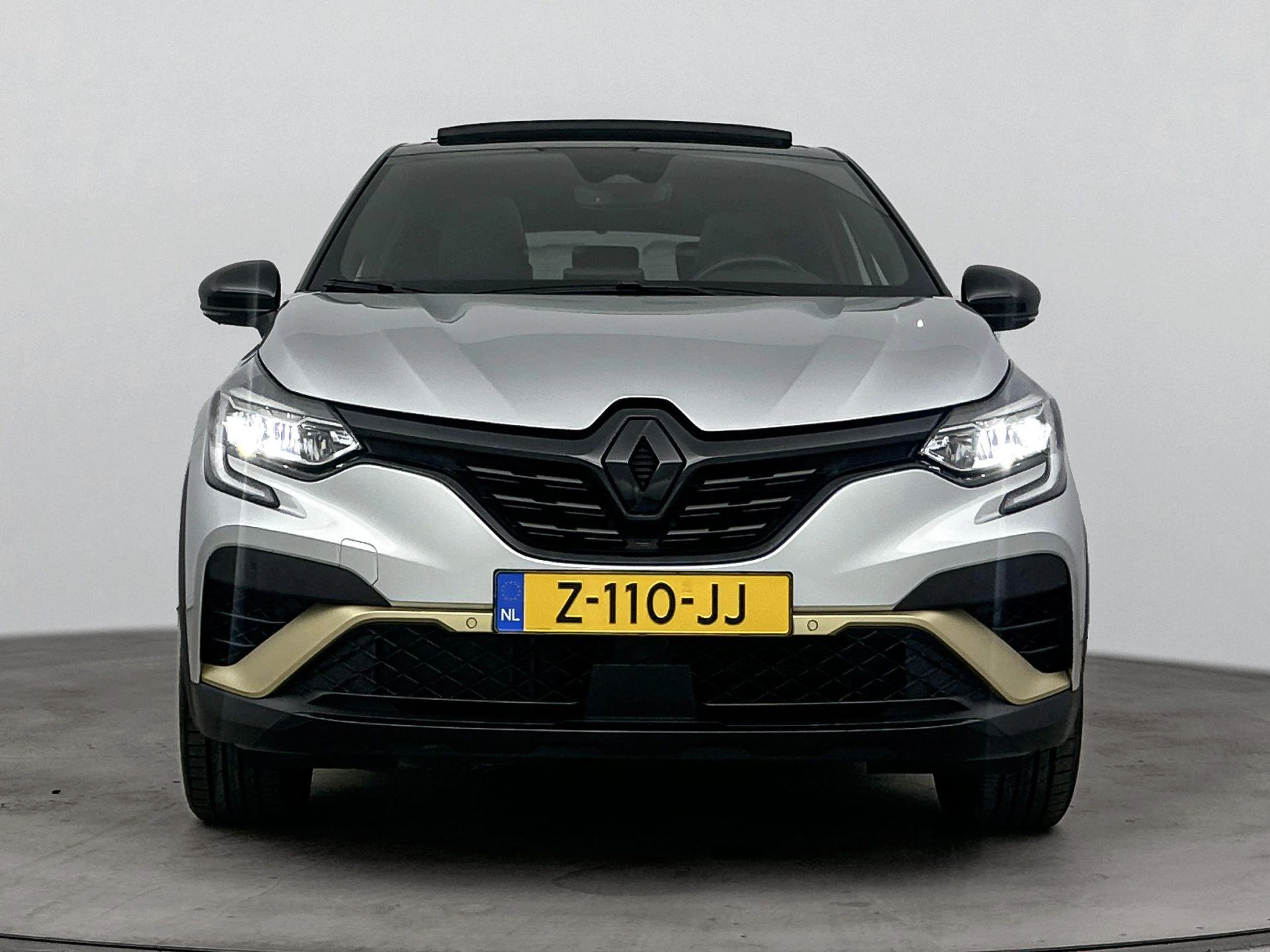 Renault-Captur-image-4