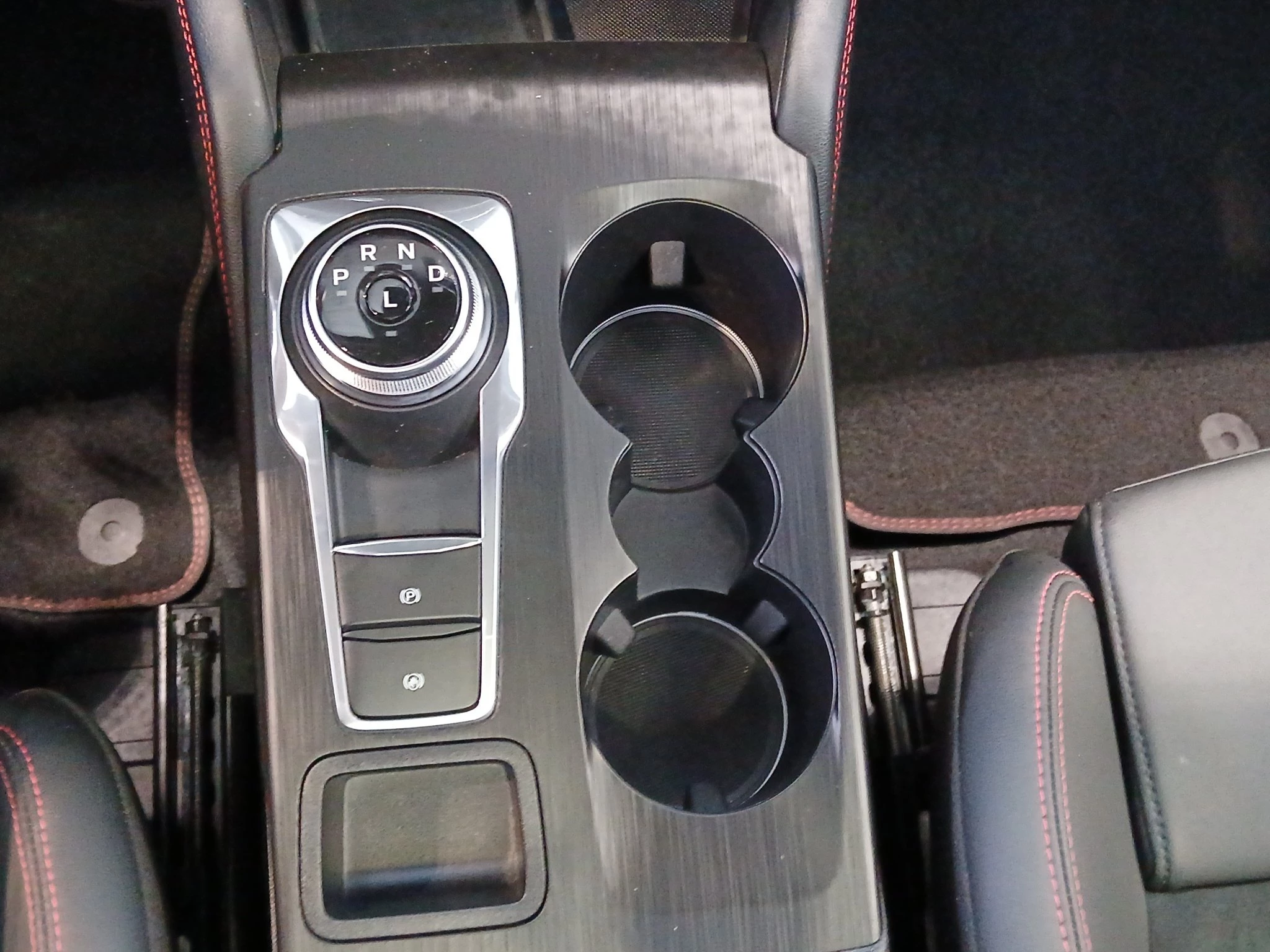 Ford-Kuga-image-27