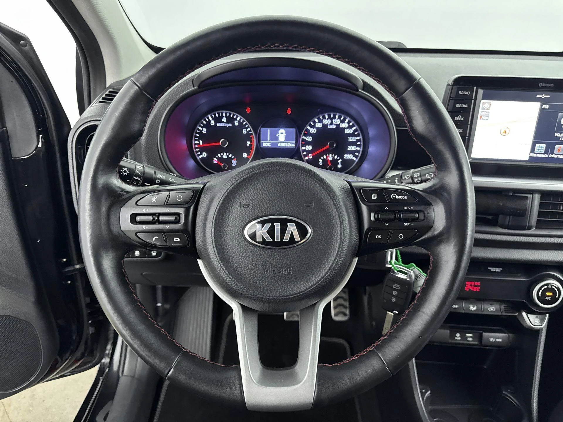 Kia-Picanto-image-13