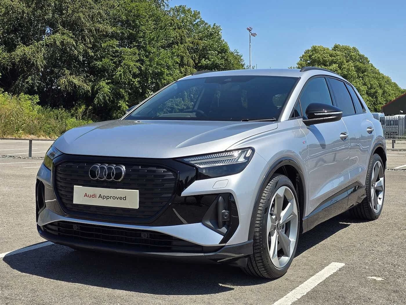 Audi-Q4 e-tron-image-21