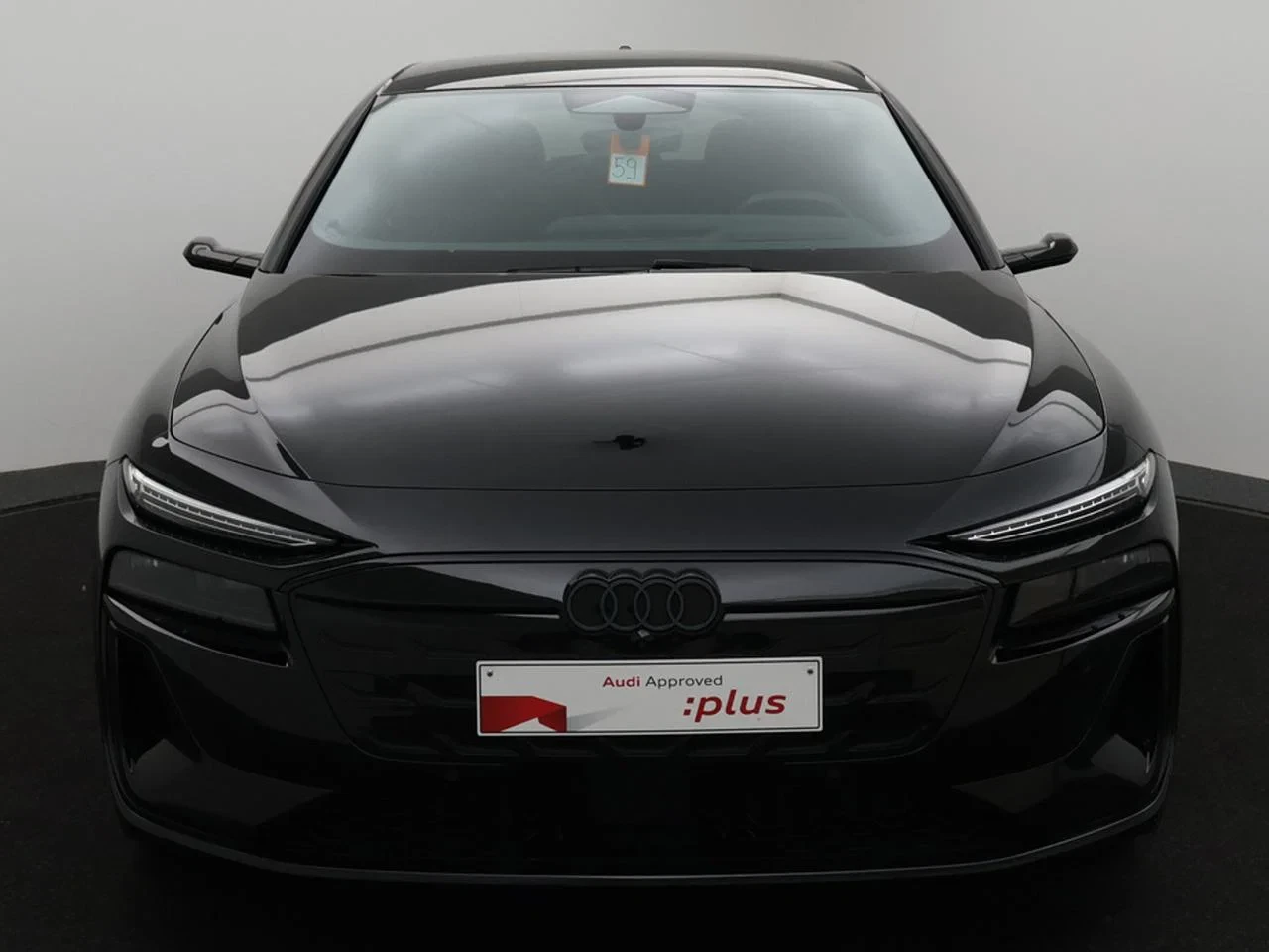 Audi-A6 Avant e-tron-image-3