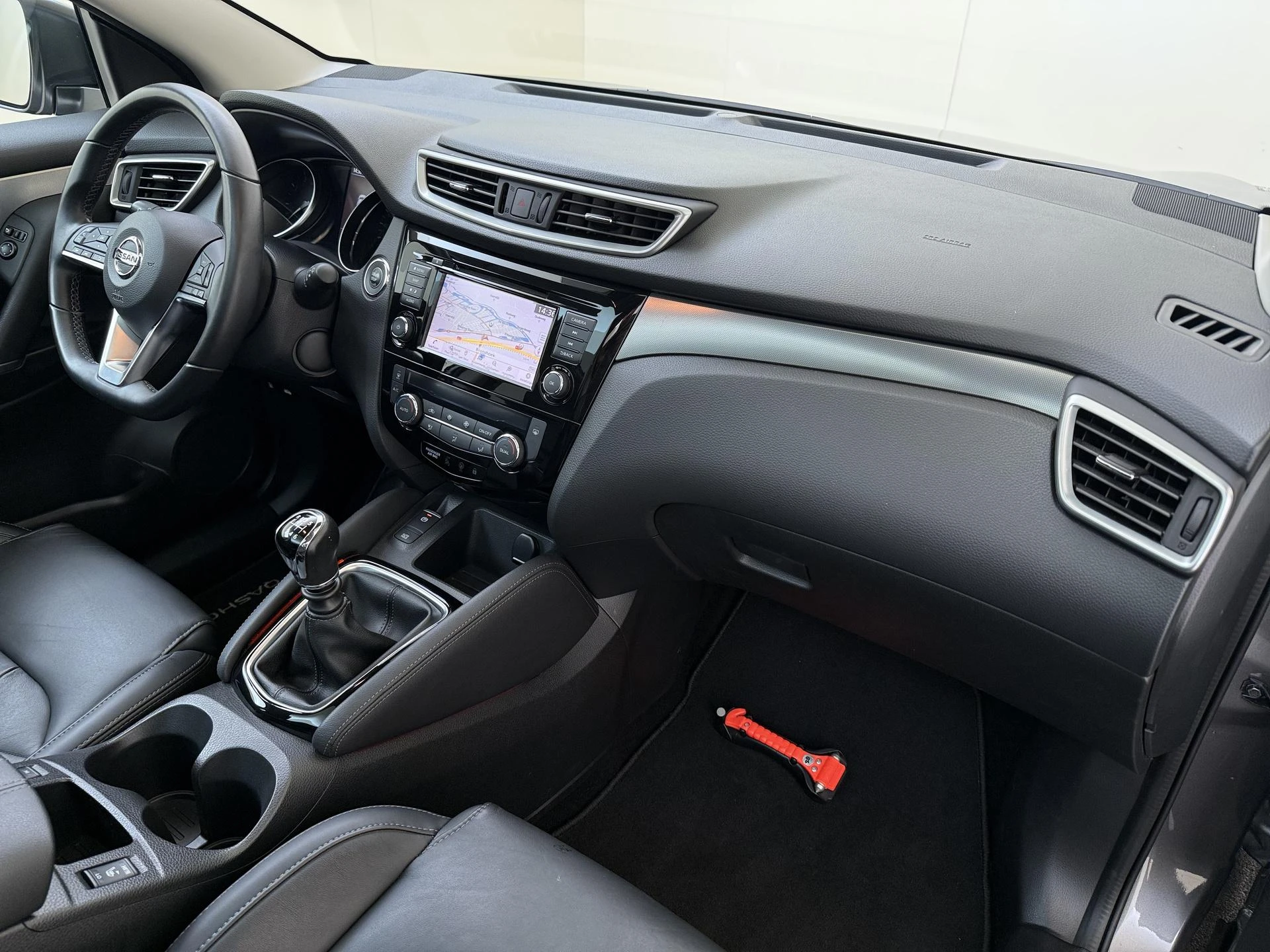 Nissan-QASHQAI-image-4