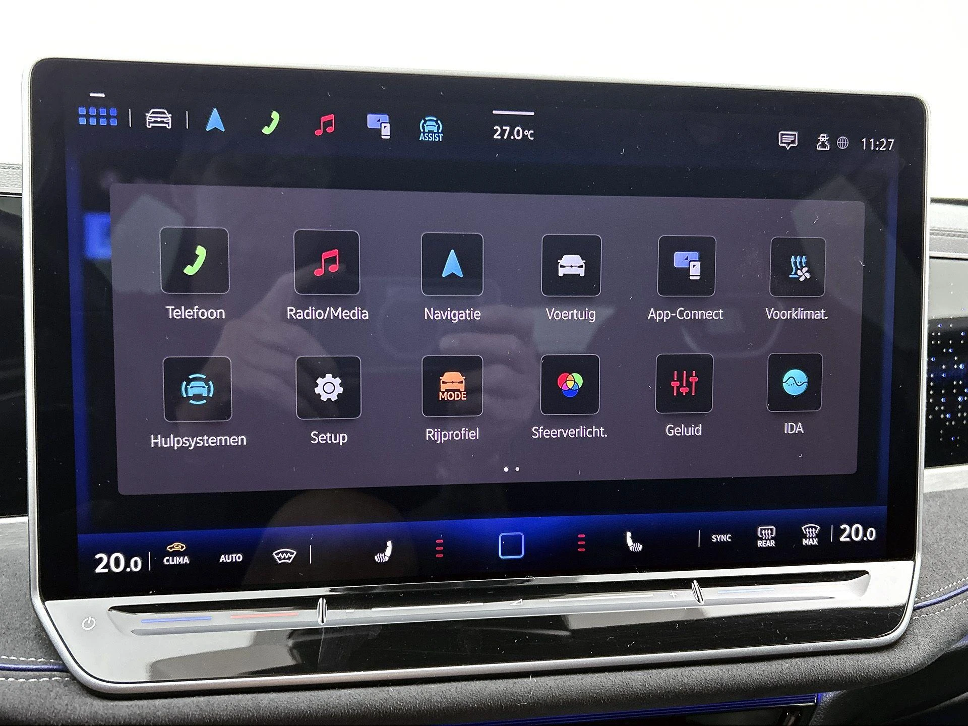 Volkswagen-Passat-image-35