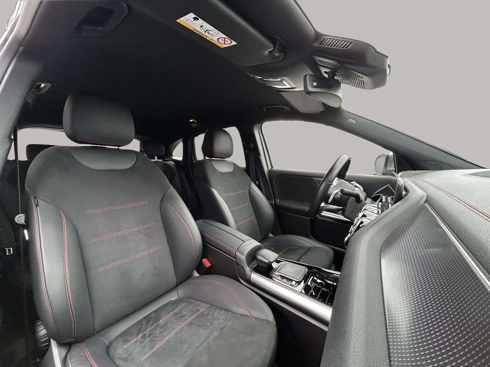 Mercedes-Benz-EQA-image-12