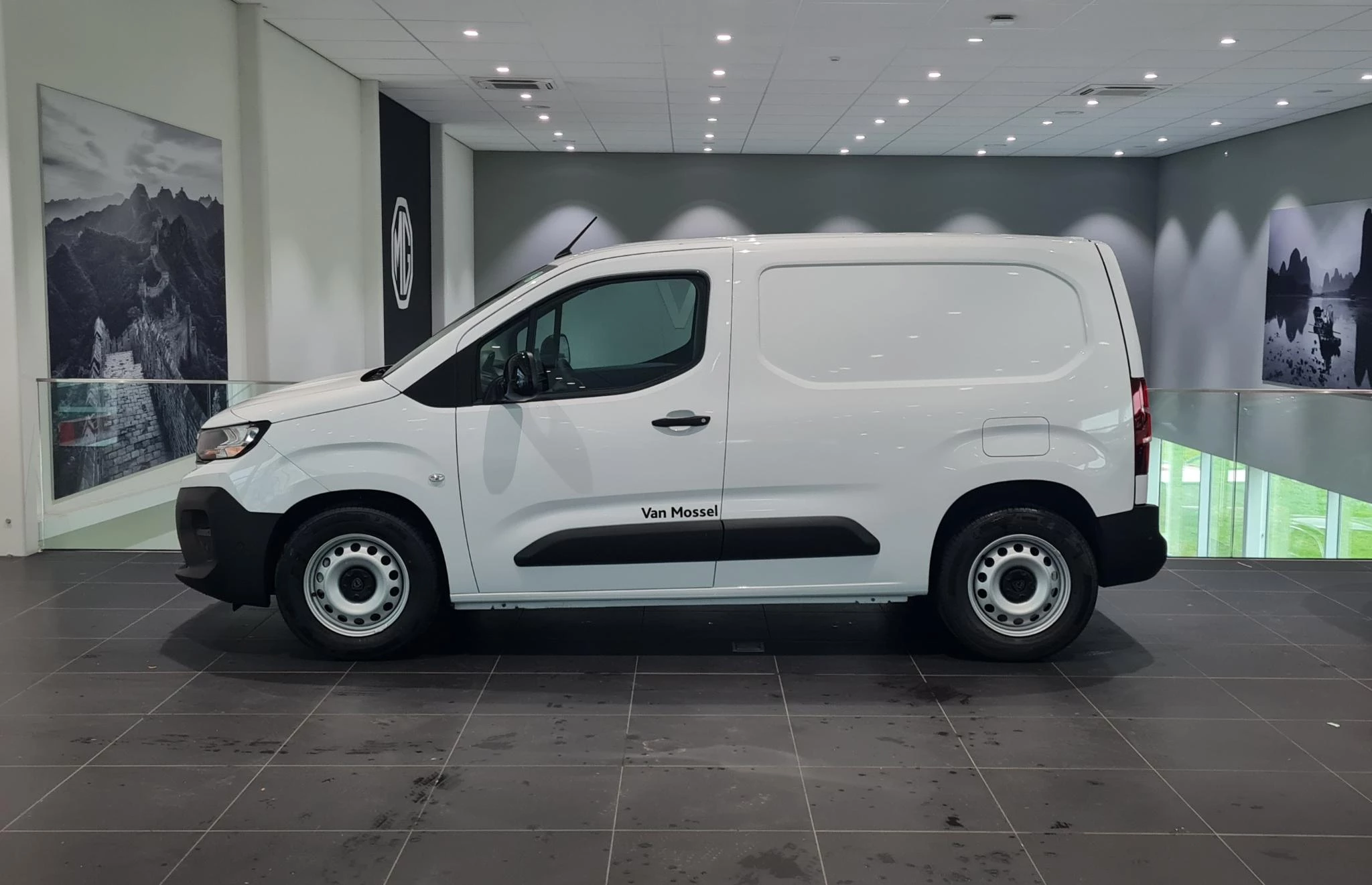 Peugeot-e-Partner-image-1