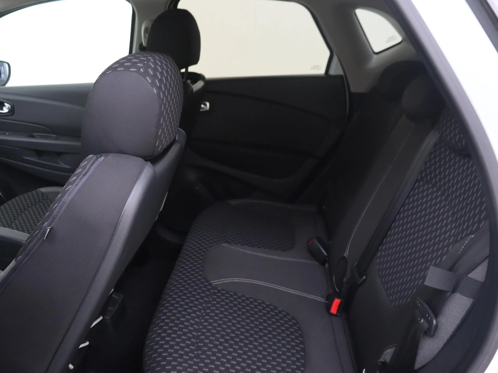 Renault-Captur-image-13