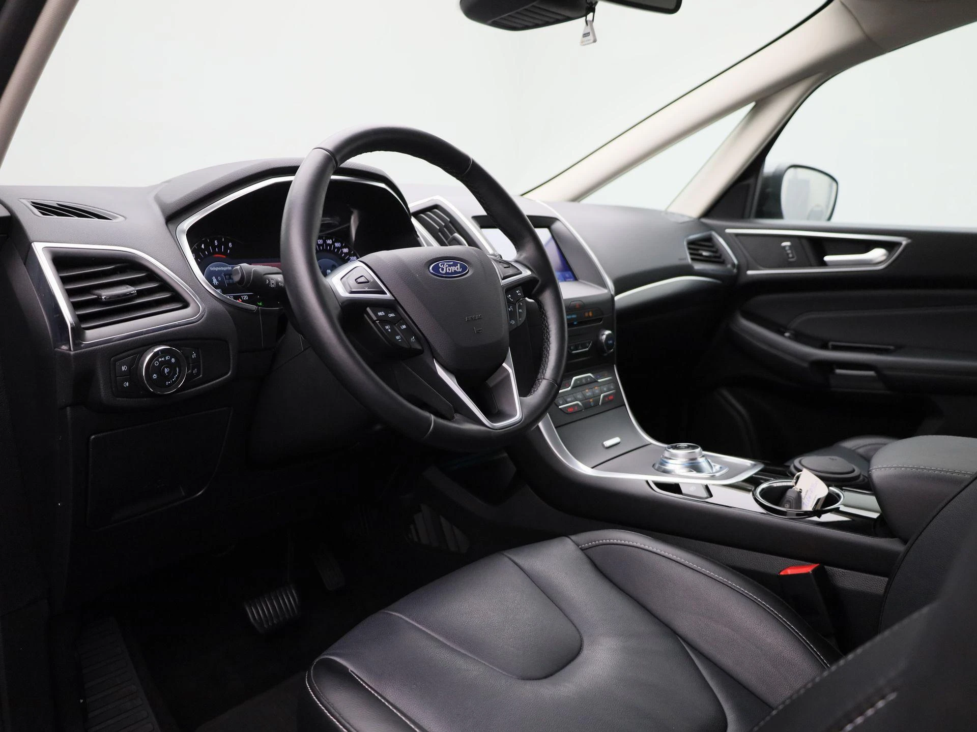 Ford-S-Max-image-31