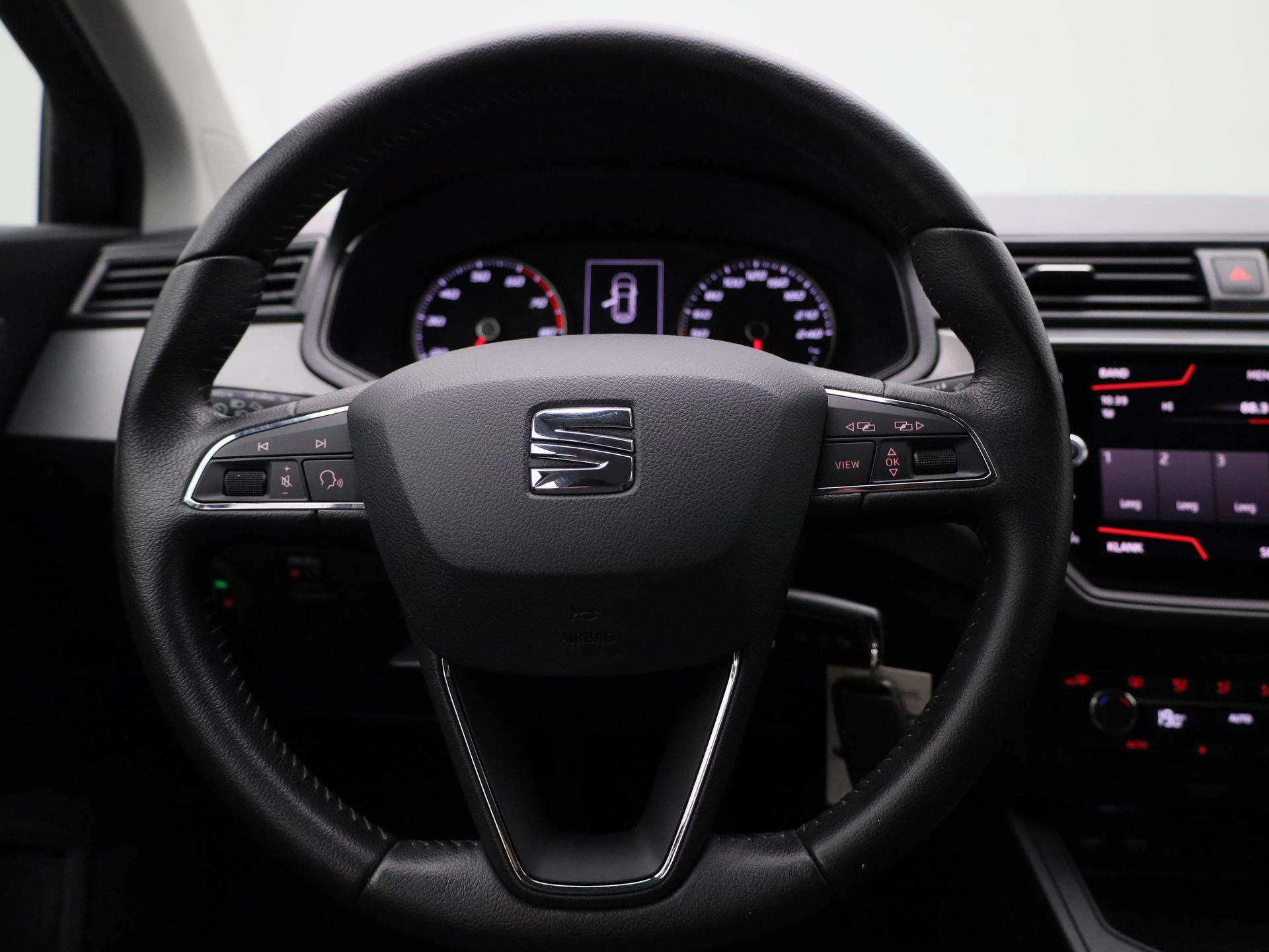 SEAT-Ibiza-image-6
