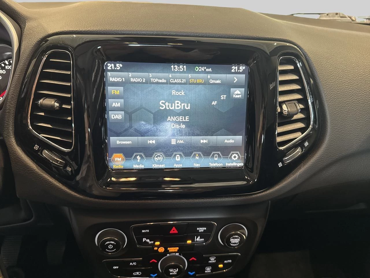 Jeep-Compass-image-10