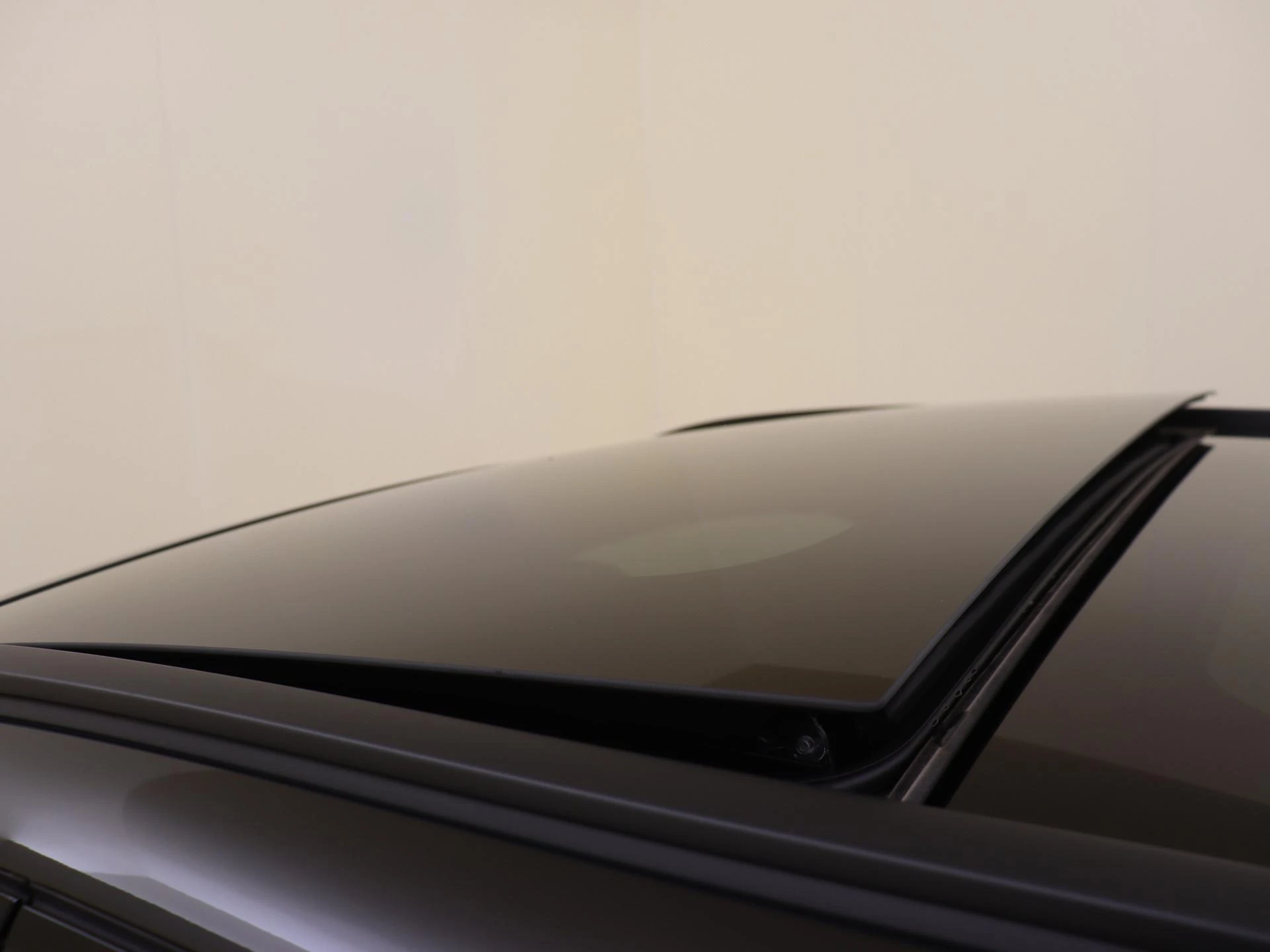 Mercedes-Benz-E-Klasse-image-27